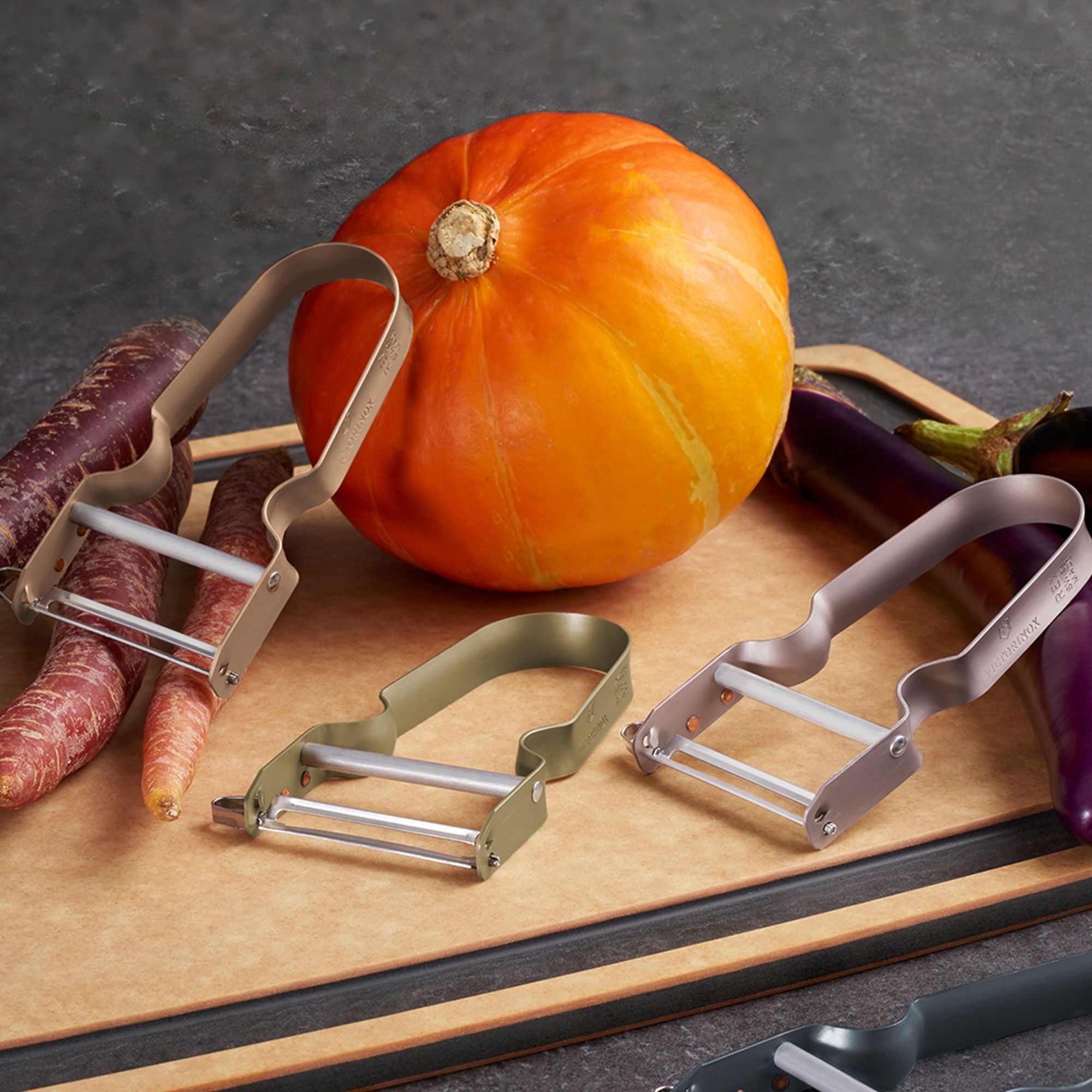 Victorinox - Sparschäler REX Lavender