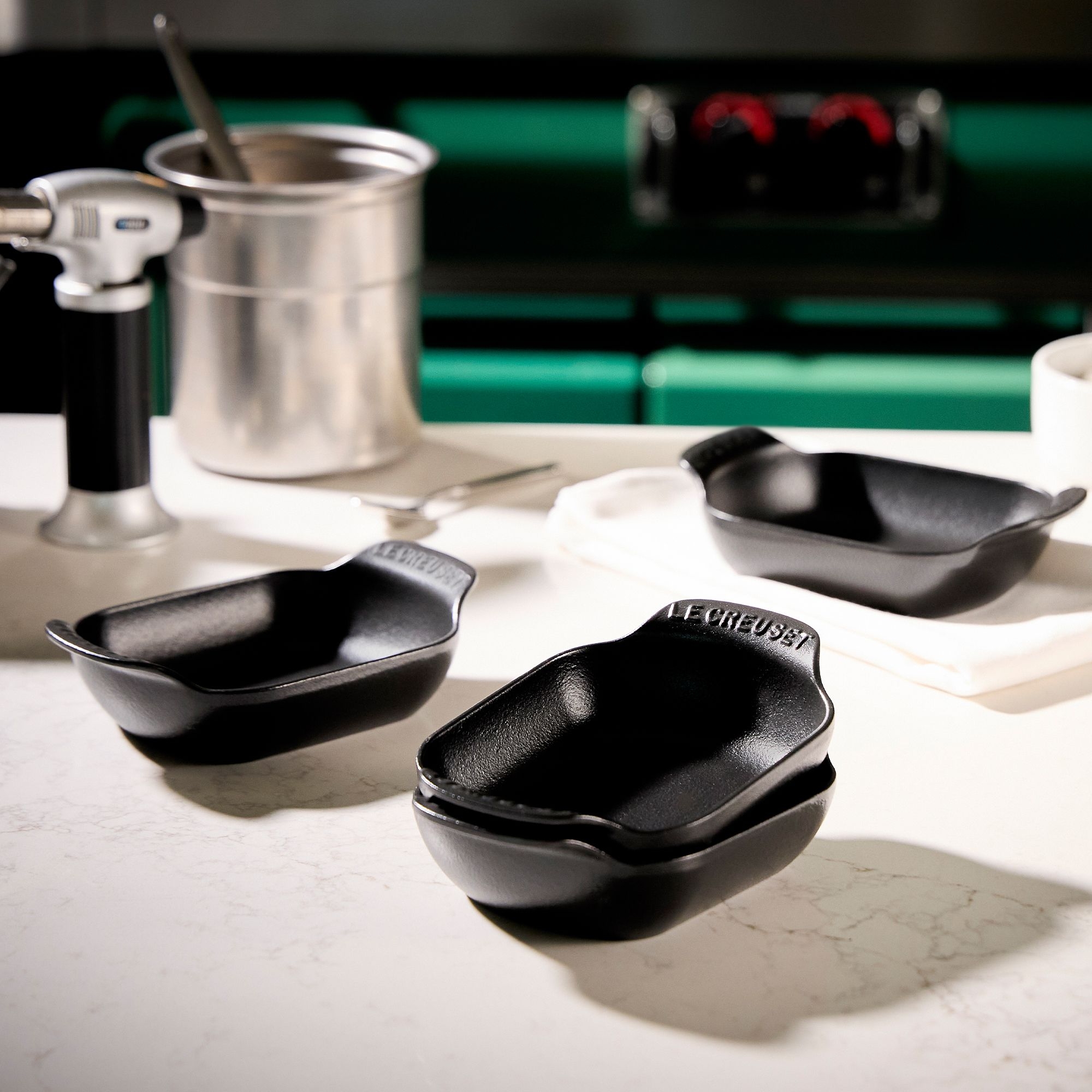 Le Creuset - Mini baking tin rectangular set of 4 - Black matt - Gourmand Collection Le Creuset - Mini baking tin rectangular set of 4 - Black matt - Gourmand Collection