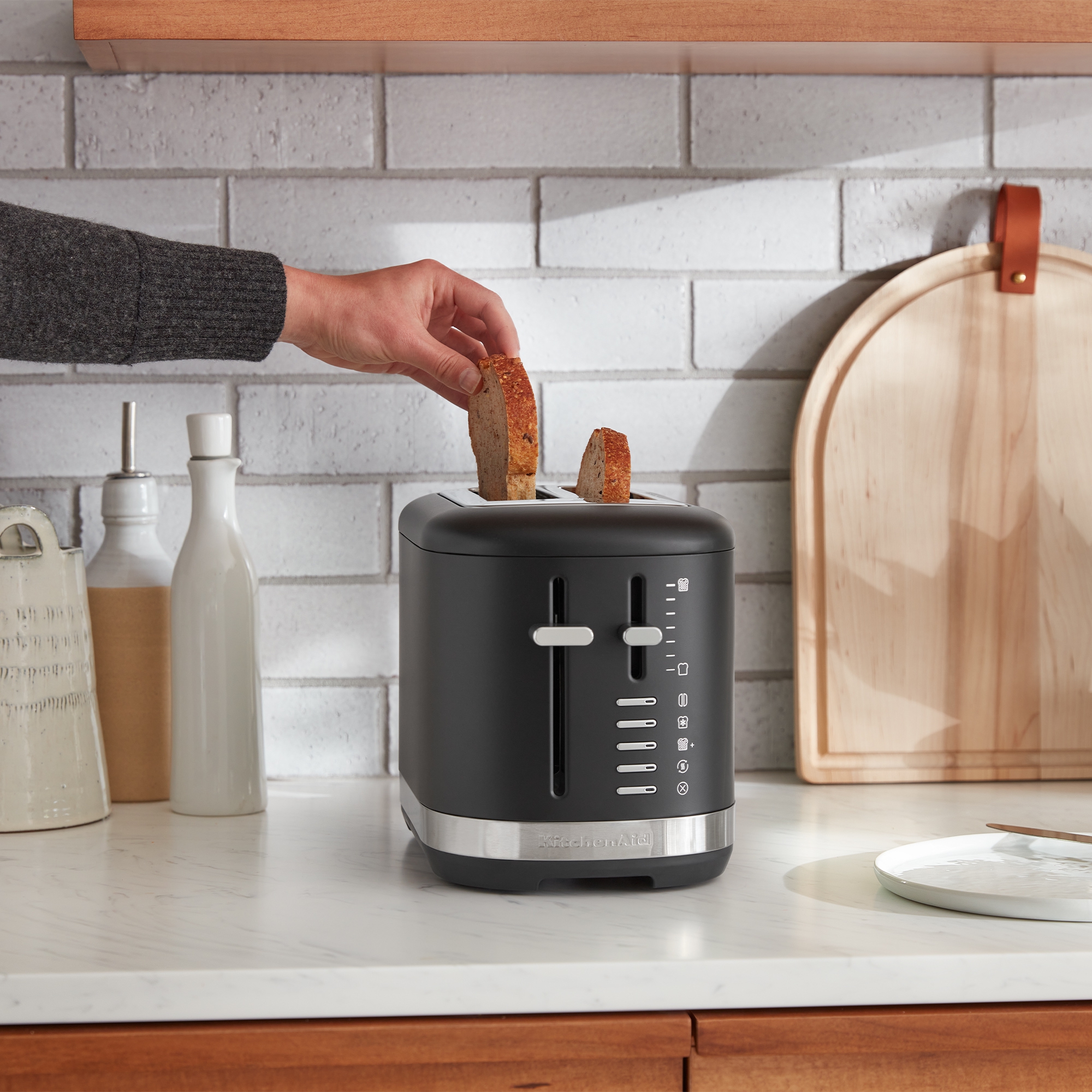 KitchenAid - Toaster mit manueller Bedienung für 2 Scheiben - Matt schwarz