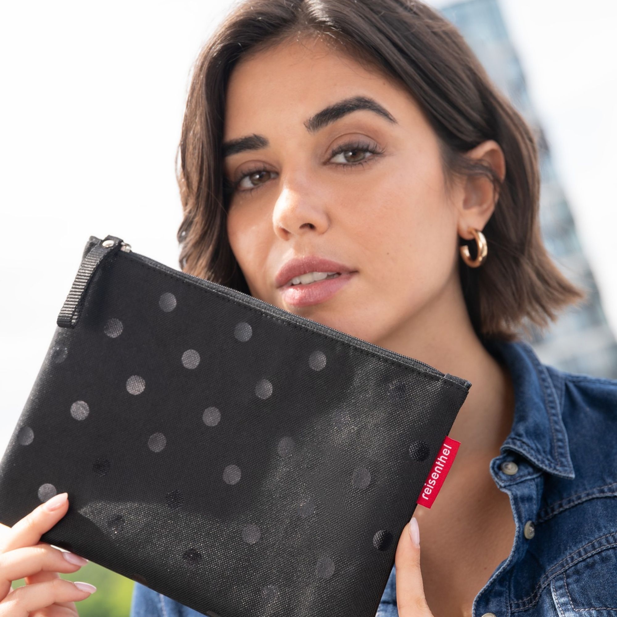 reisenthel - case 1 - glossy dots black reisenthel - case 1 - glossy dots black