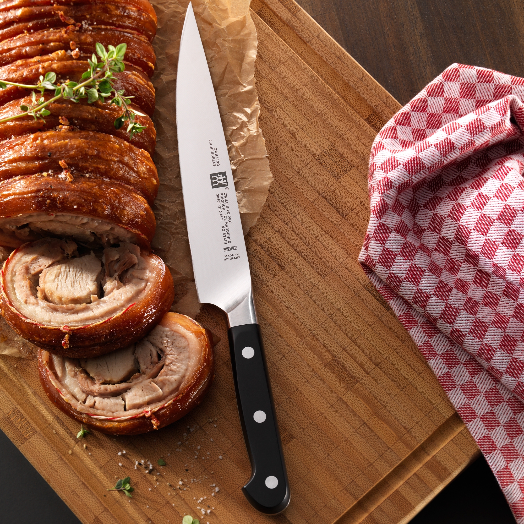 ZWILLING - Carving knife | Pro | 20 cm ZWILLING - Carving knife | Pro | 20 cm