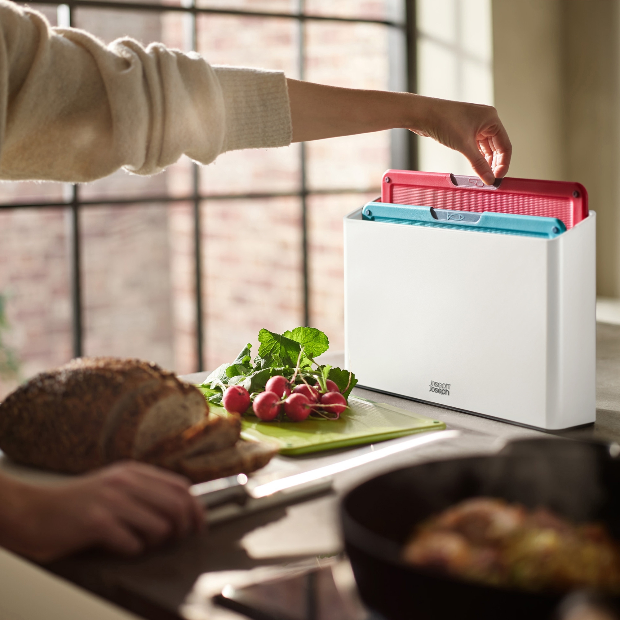 Joseph Joseph - Folio™ Icon 4-piece Chopping Board Set Regular - White Joseph Joseph - Folio™ Icon 4-piece Chopping Board Set Regular - White