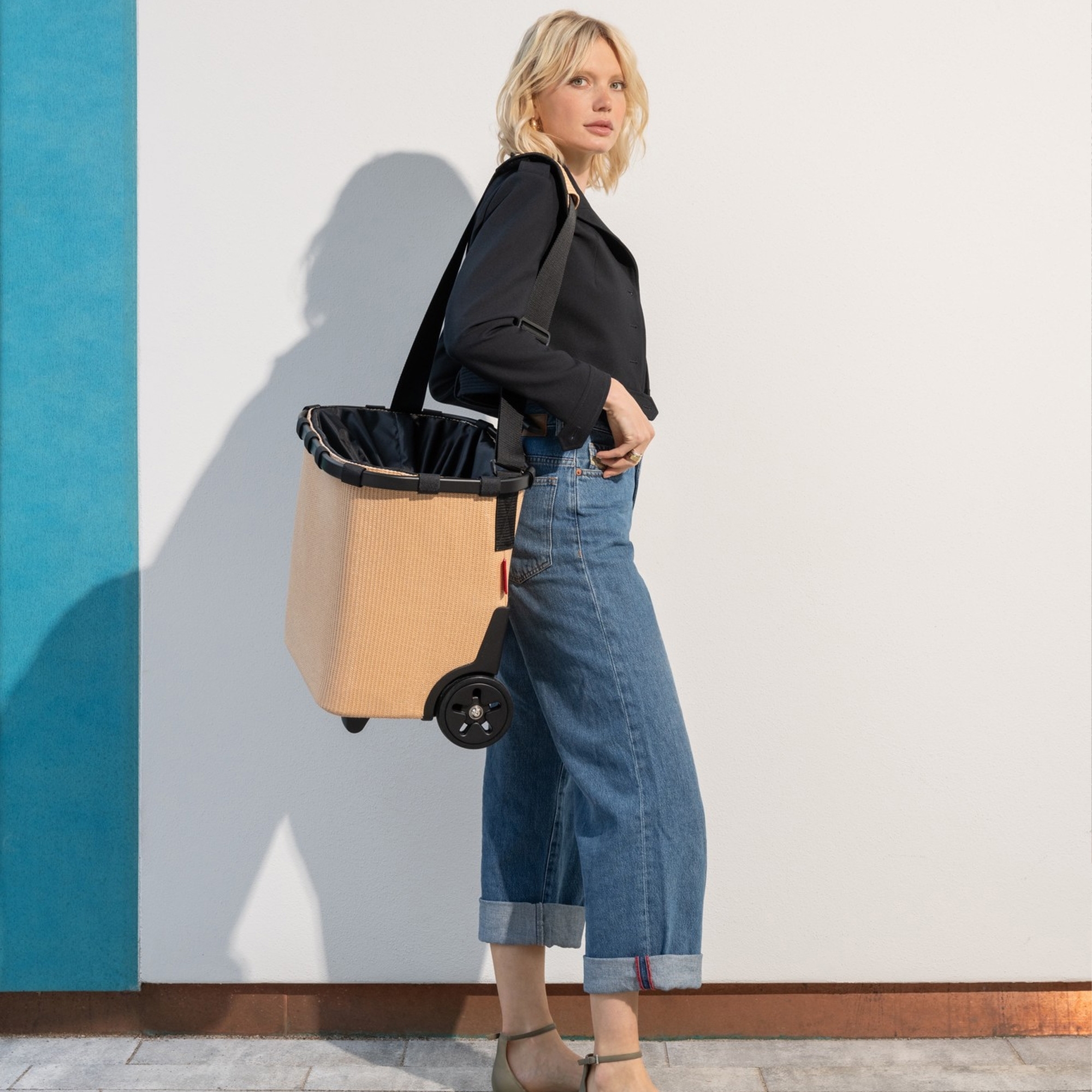 reisenthel - carrycruiser - frame raffia black reisenthel - carrycruiser - frame raffia black