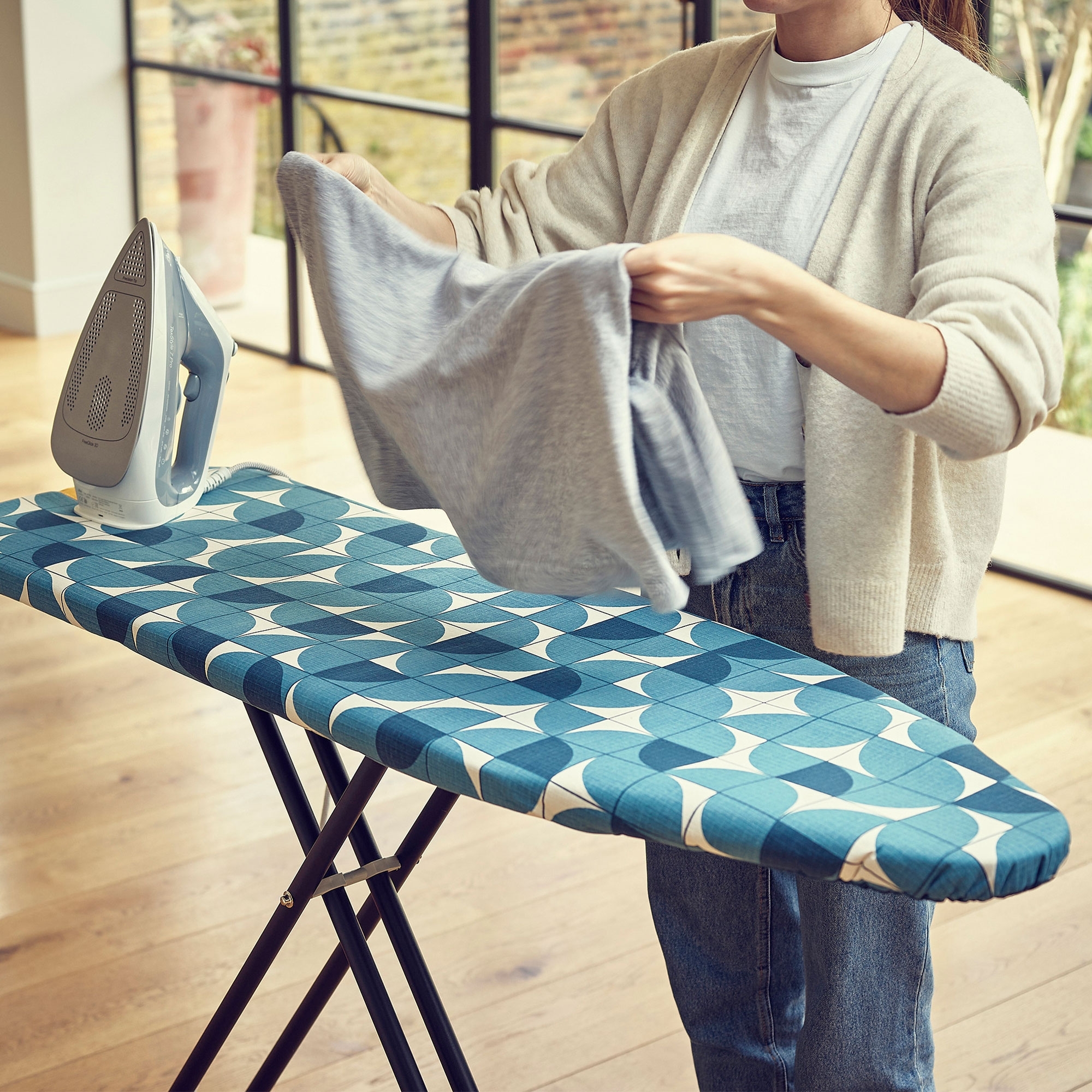 Joseph Joseph - Flexa™ Easy-fit Bügeltischbezug - 135 x 37 - 45 cm Joseph Joseph - Flexa™ Easy-fit Bügeltischbezug - 135 x 37 - 45 cm