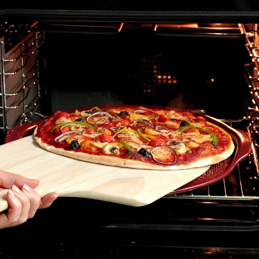 Emile Henry - Pizza Peel beech wood