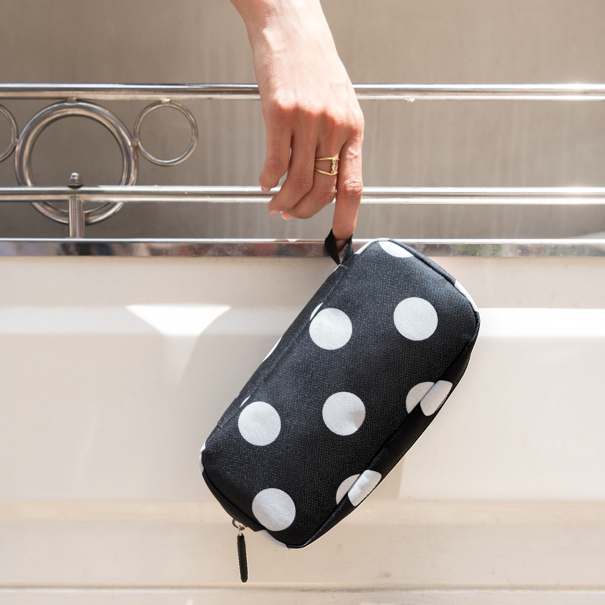 reisenthel - multicase - dots white reisenthel - multicase - dots white