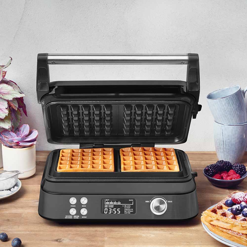 Gastroback - Advanced Control Waffle Ironl | Black