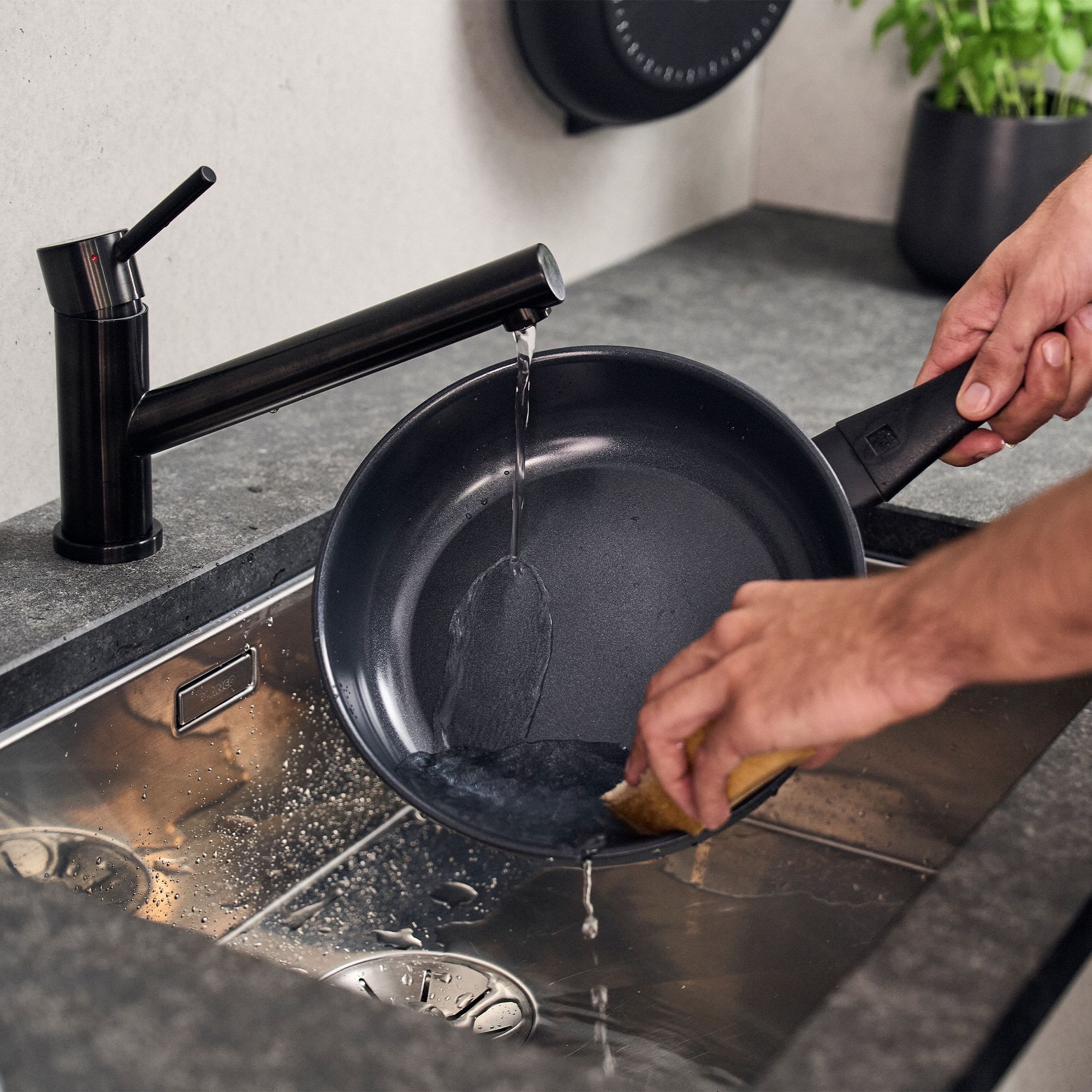 ZWILLING - Casserole | Madura Plus | Ceramic coating | 28 cm
