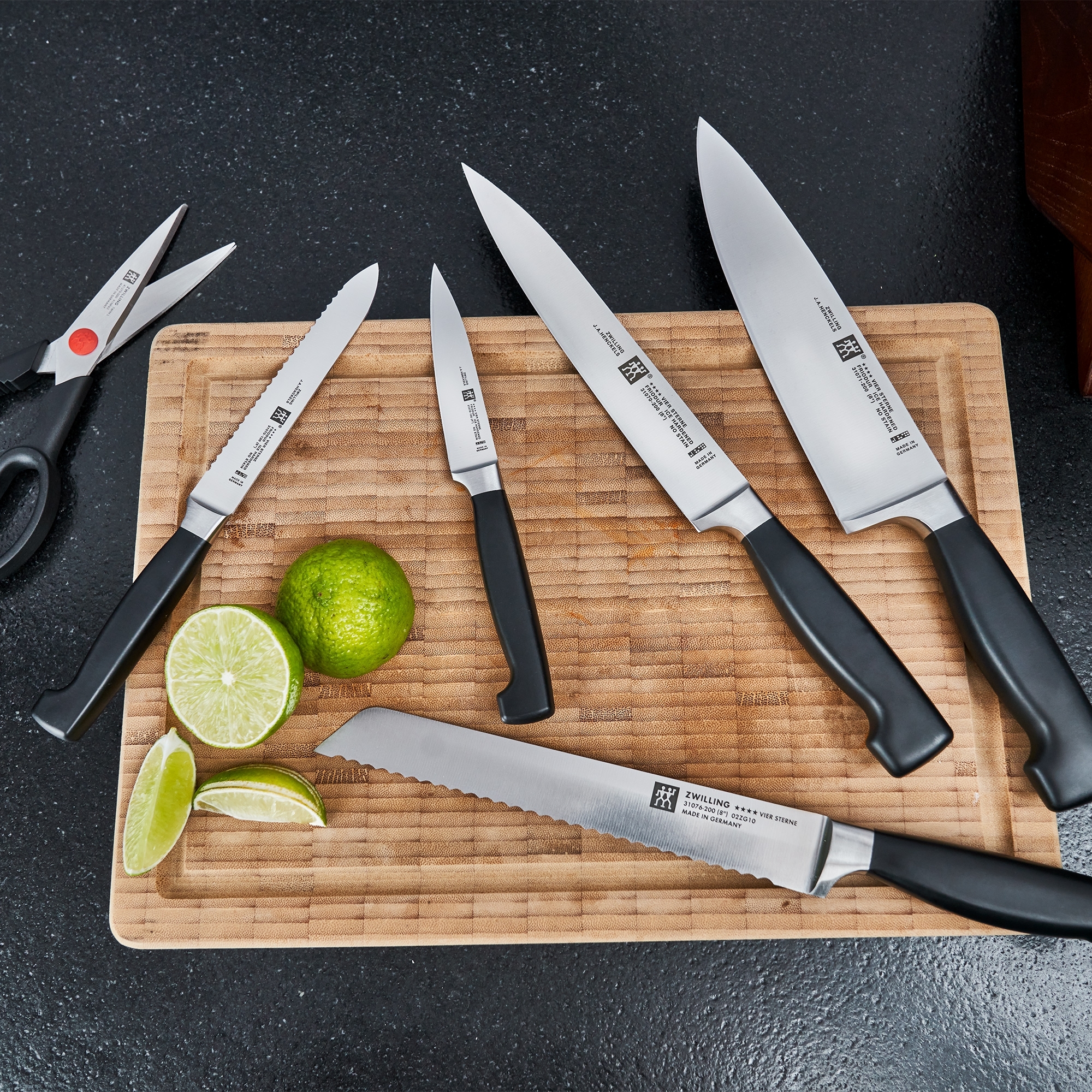 Zwilling - **** FOUR STARS self-sharpening 7-piece knife block Zwilling - **** FOUR STARS self-sharpening 7-piece knife block