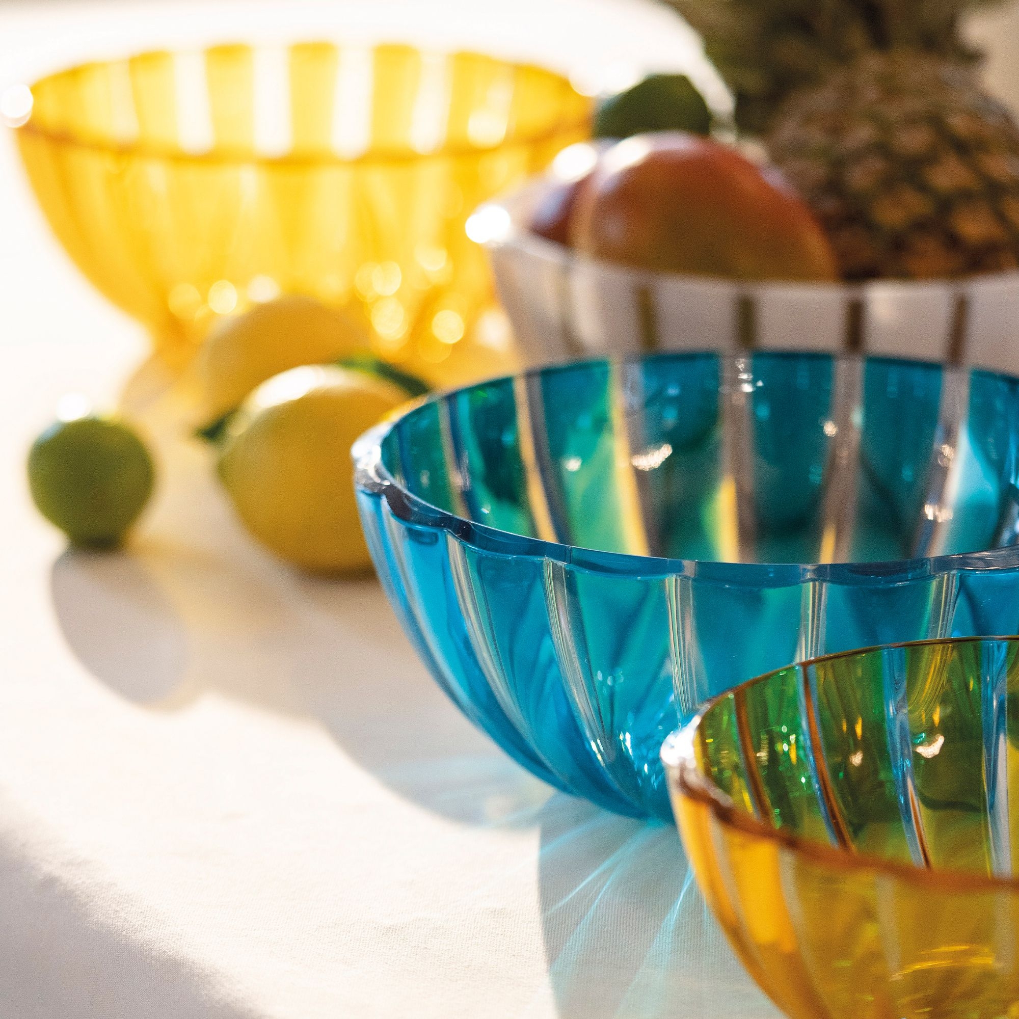 Guzzini - Bowl XL "Dolce Vita" amber yellow Guzzini - Bowl XL "Dolce Vita" amber yellow