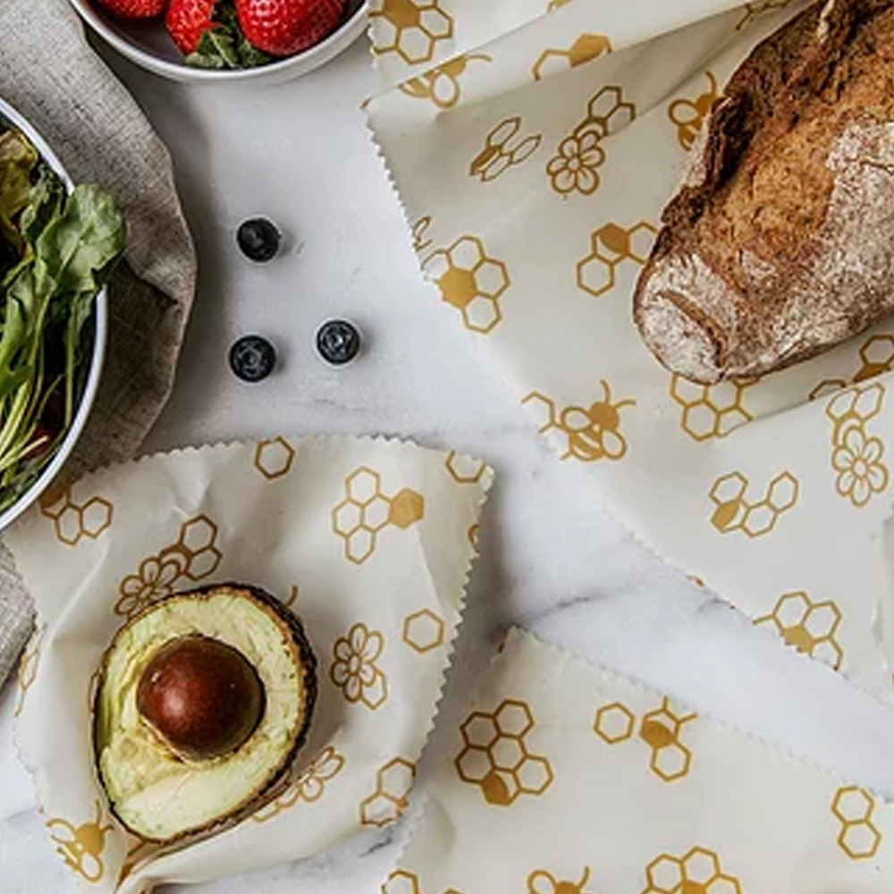 Nuts - Beeswax ""Honeycomb"" - 3 pieces Nuts - Beeswax ""Honeycomb"" - 3 pieces