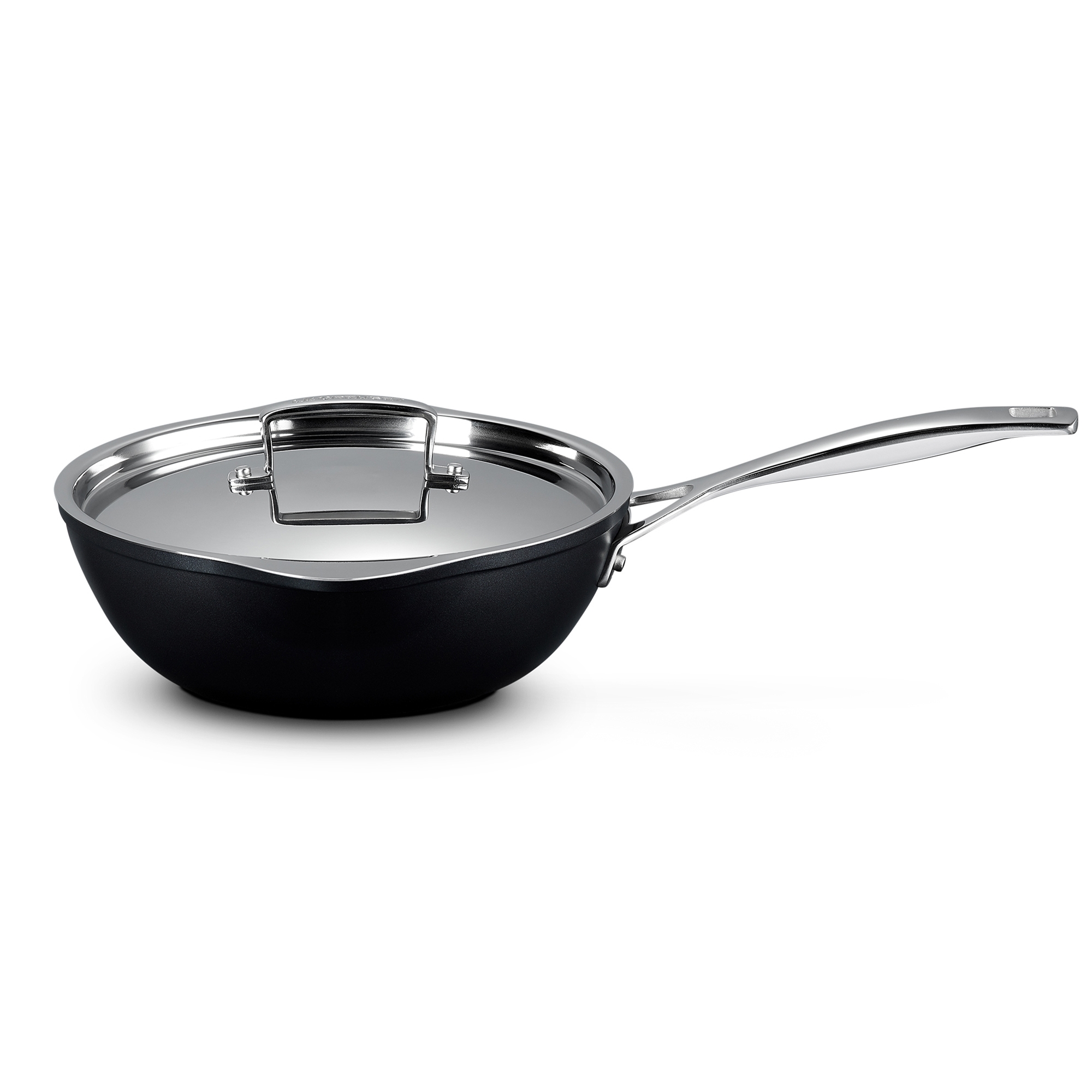 Le Creuset - Toughened Non-Stick Chef's Pan with Pouring Spouts + Lid 24 cm Le Creuset - Toughened Non-Stick Chef's Pan with Pouring Spouts + Lid 24 cm
