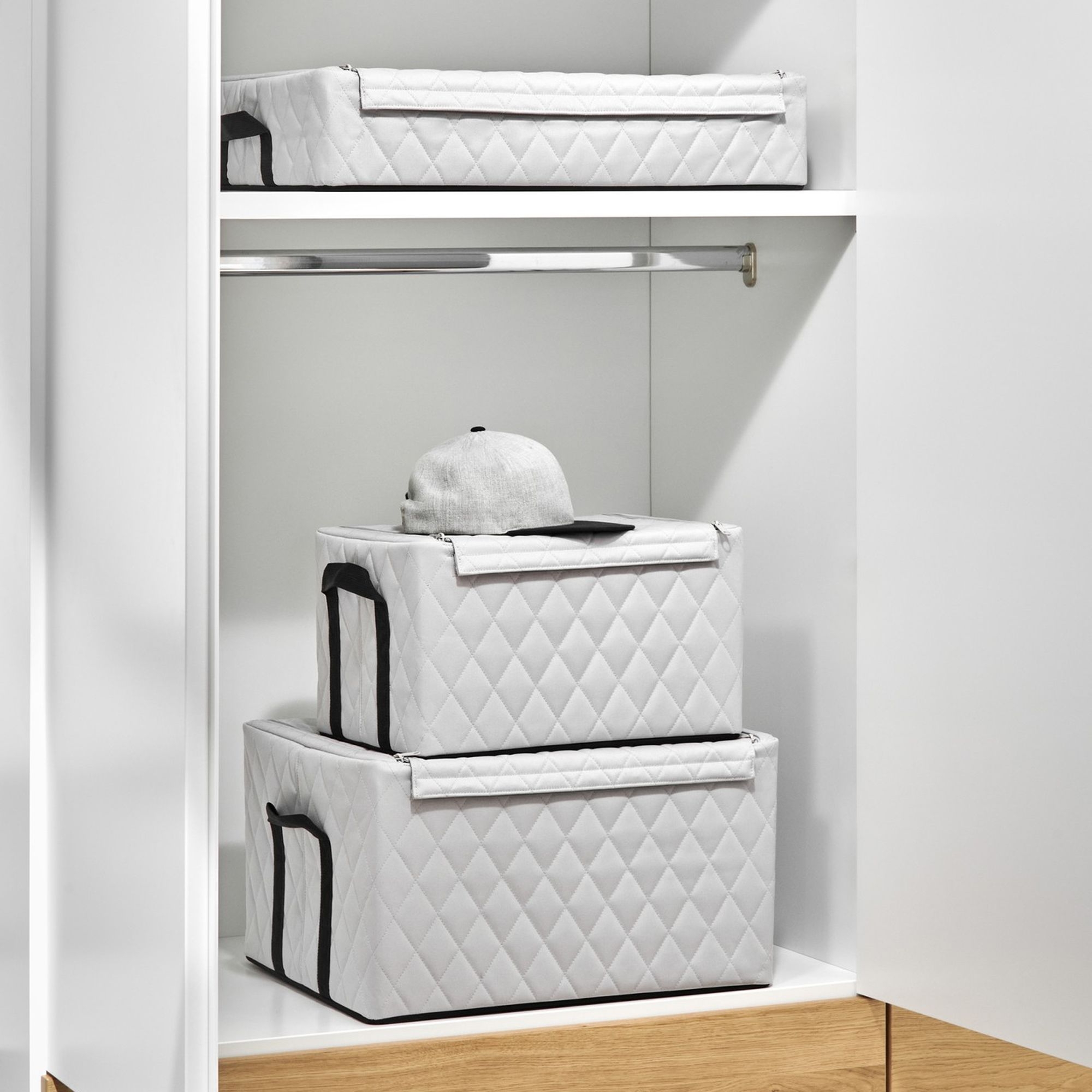 reisenthel - storagebox M - rhombus light grey reisenthel - storagebox M - rhombus light grey