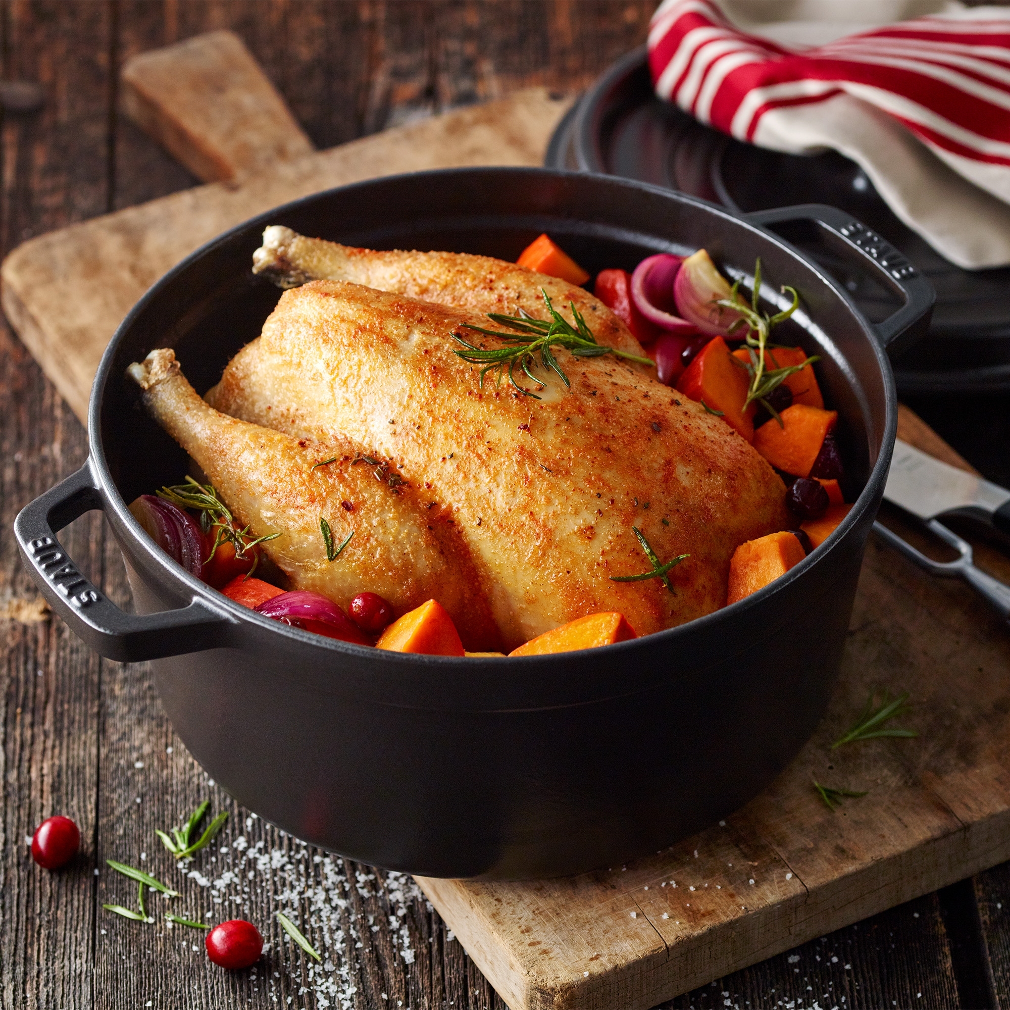 STAUB - Cocotte | round | 18 cm | Black