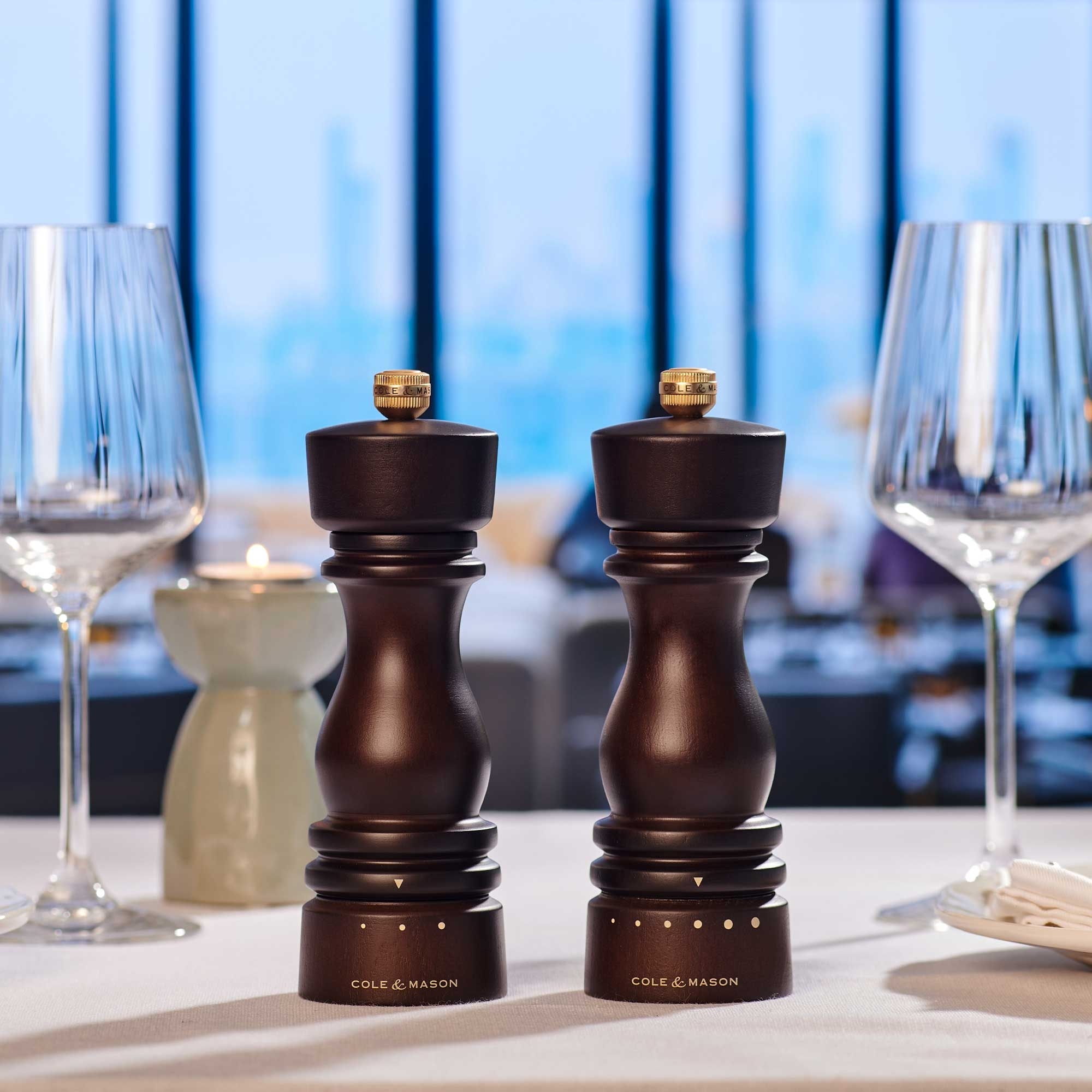 COLE & MASON - London Grind Select Pepper and Salt Mill Set - 18 cm | Dark Stained