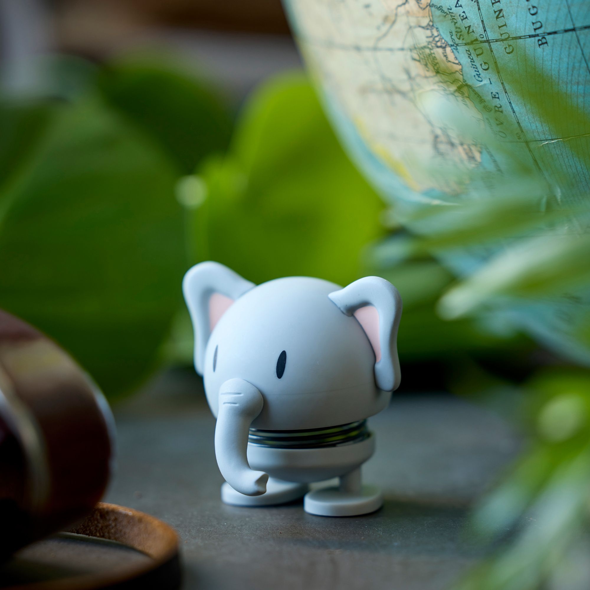 Hoptimist Soft Elephant S, kleiner grauer Wackelelefant