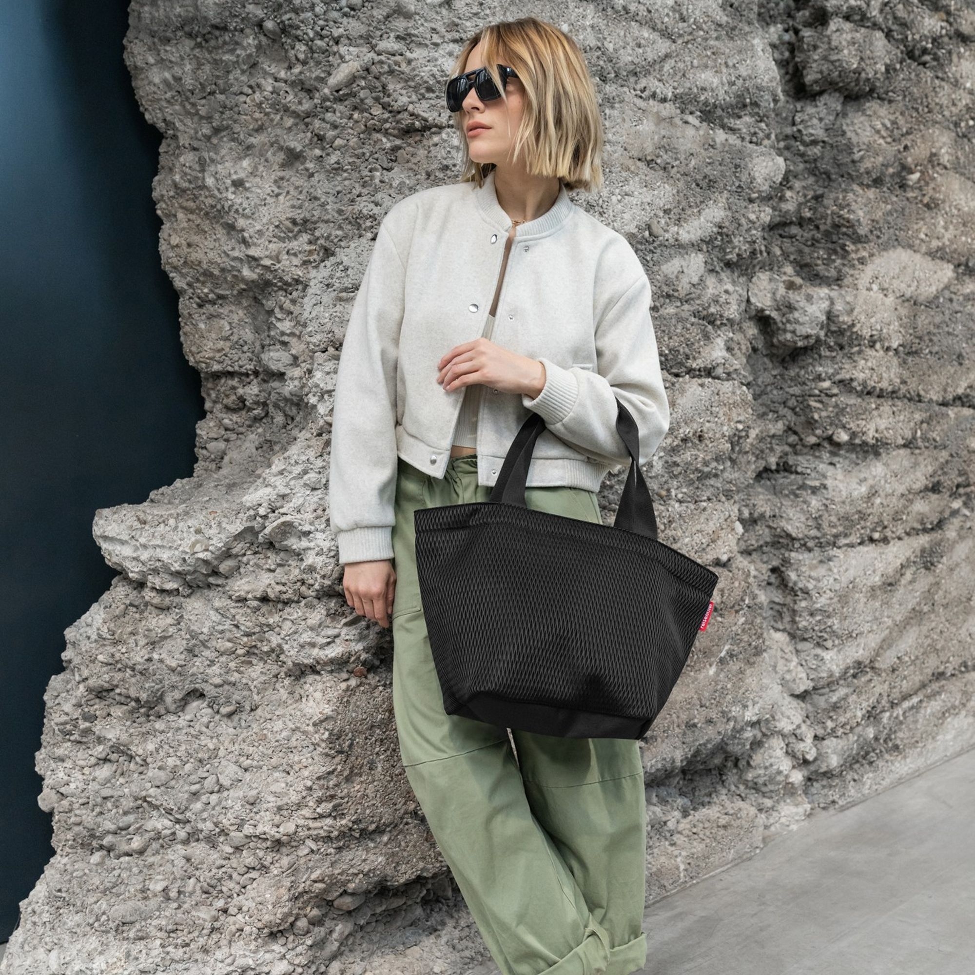 reisenthel - shopper M - mesh black