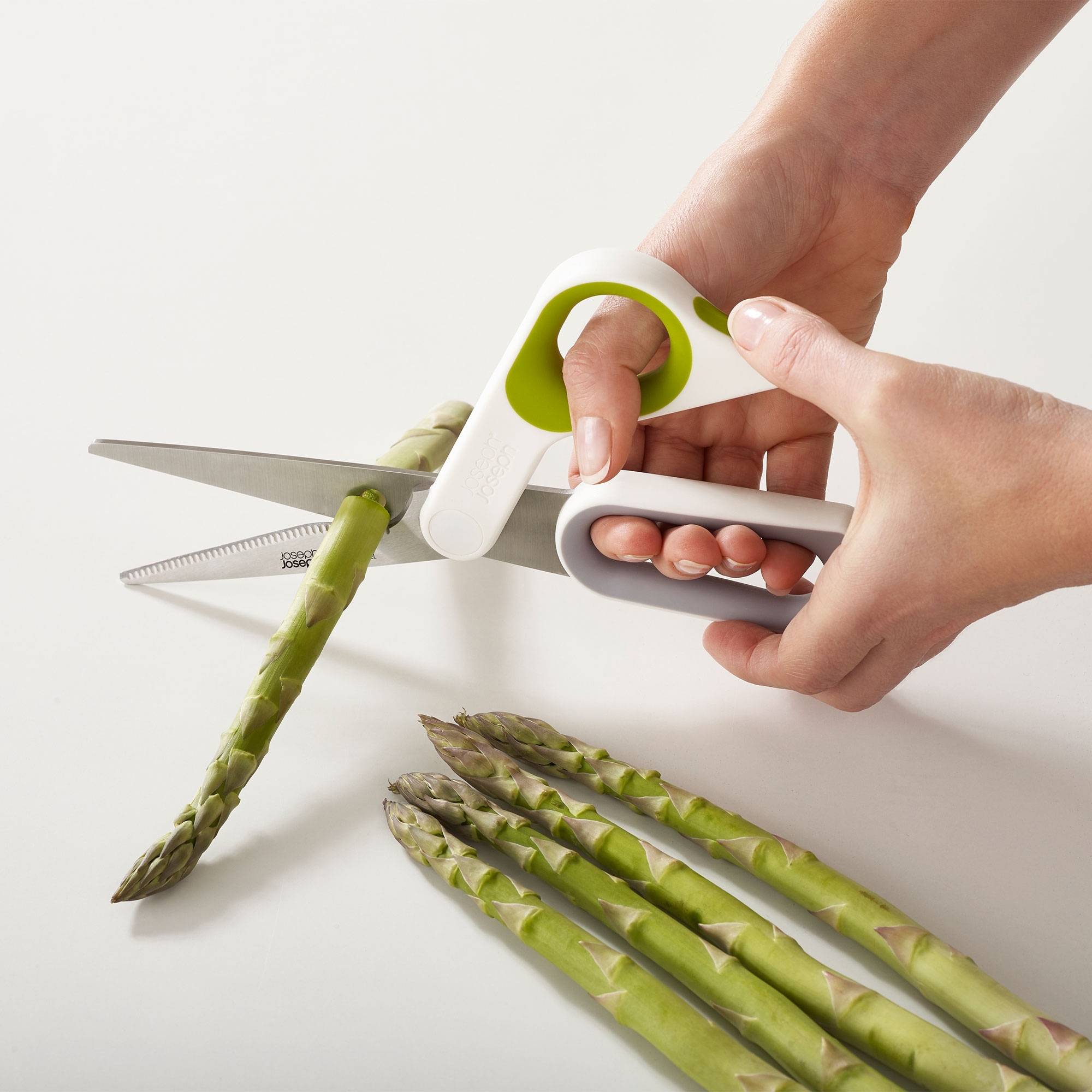 Joseph Joseph - PowerGrip™ kitchen shears Joseph Joseph - PowerGrip™ kitchen shears