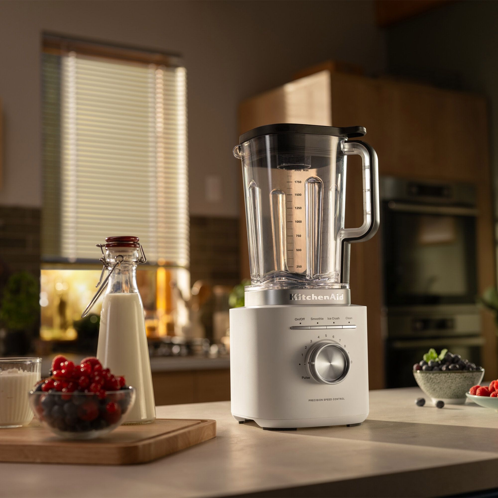 KitchenAid - Pure Power Stand Mixer - Porcelain White