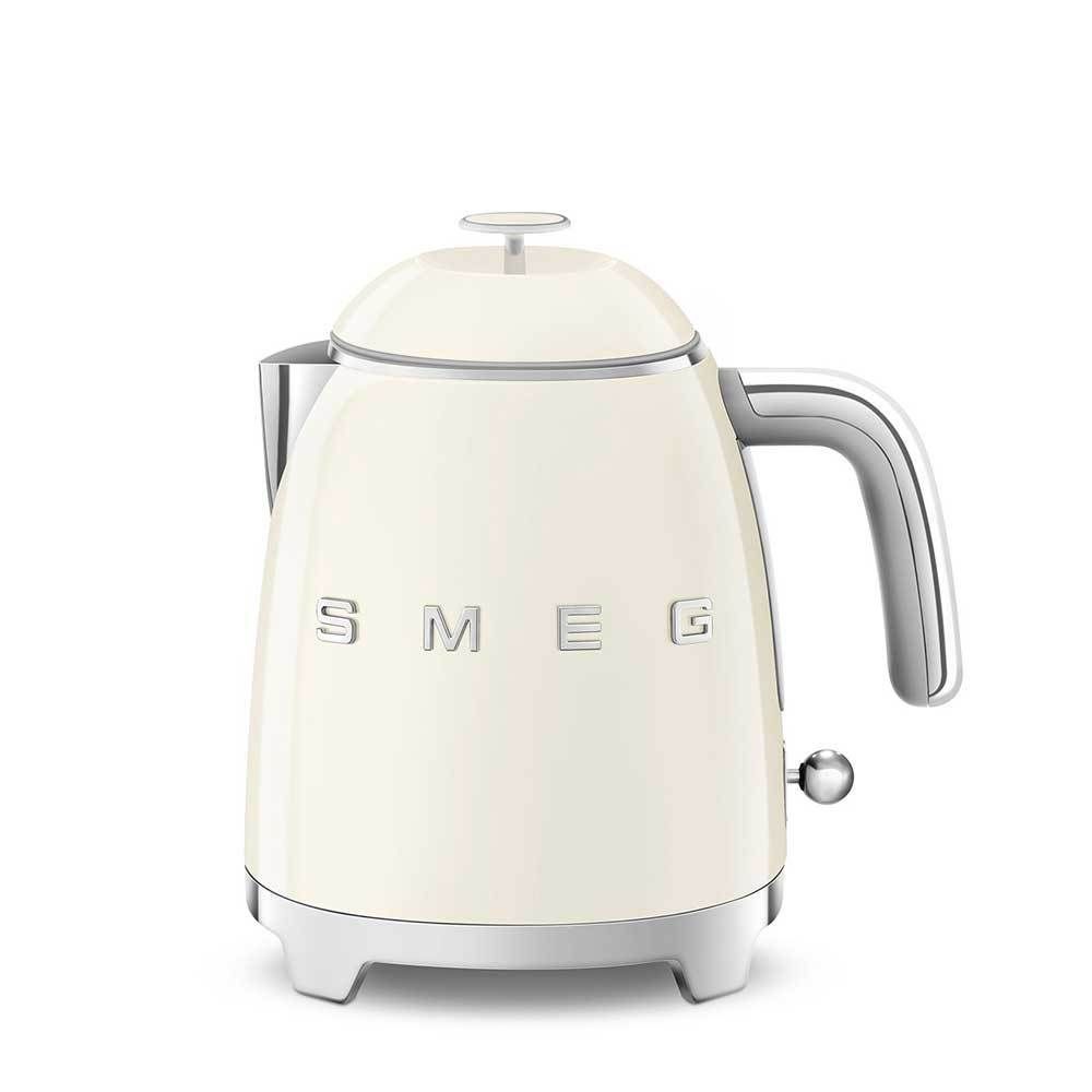 Smeg - 0.8 L kettle KLF05 - design line style The 50 ° years Smeg - 0.8 L kettle KLF05 - design line style The 50 ° years