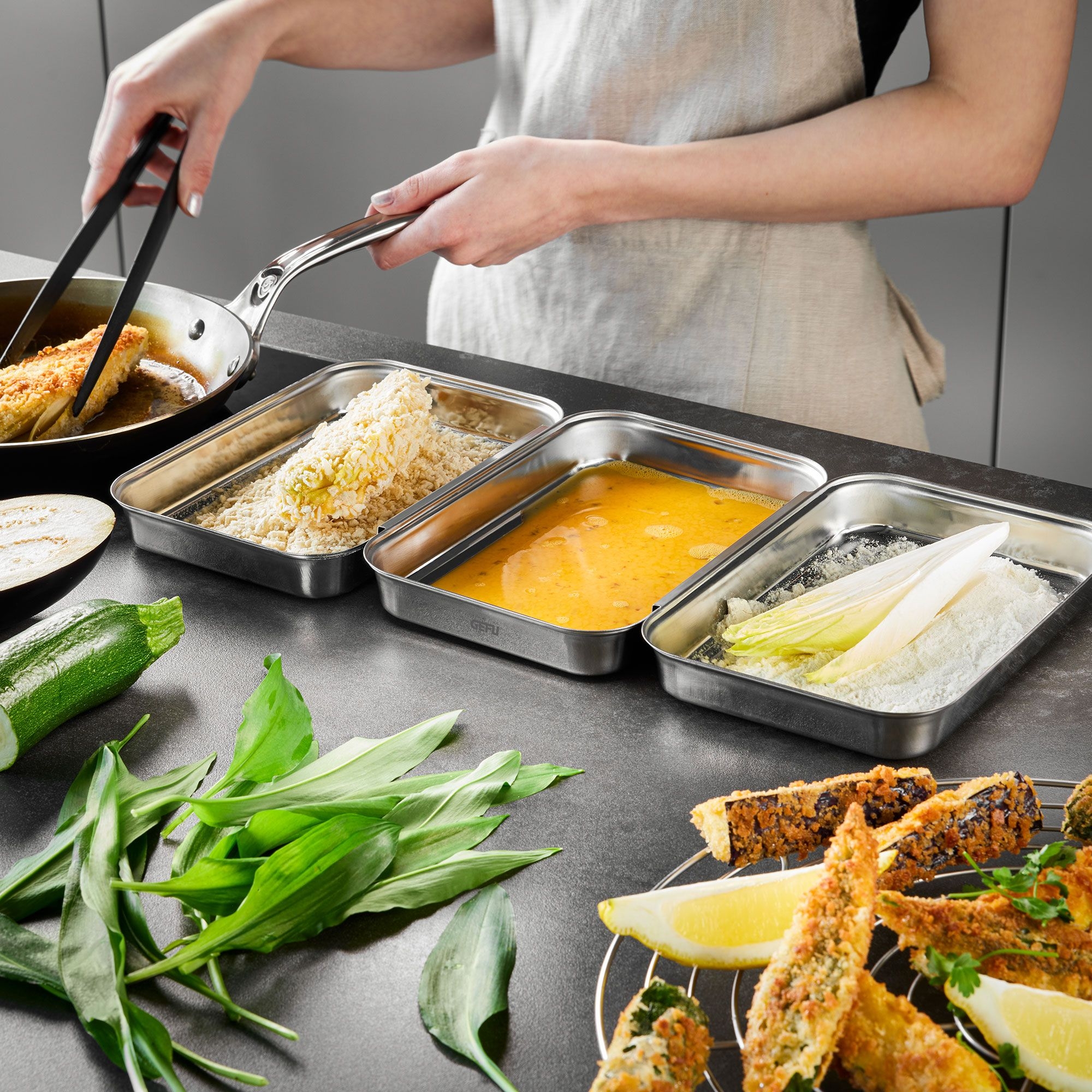 Gefu - Breadcrumb coating set PANDO, 3 pieces Gefu - Breadcrumb coating set PANDO, 3 pieces