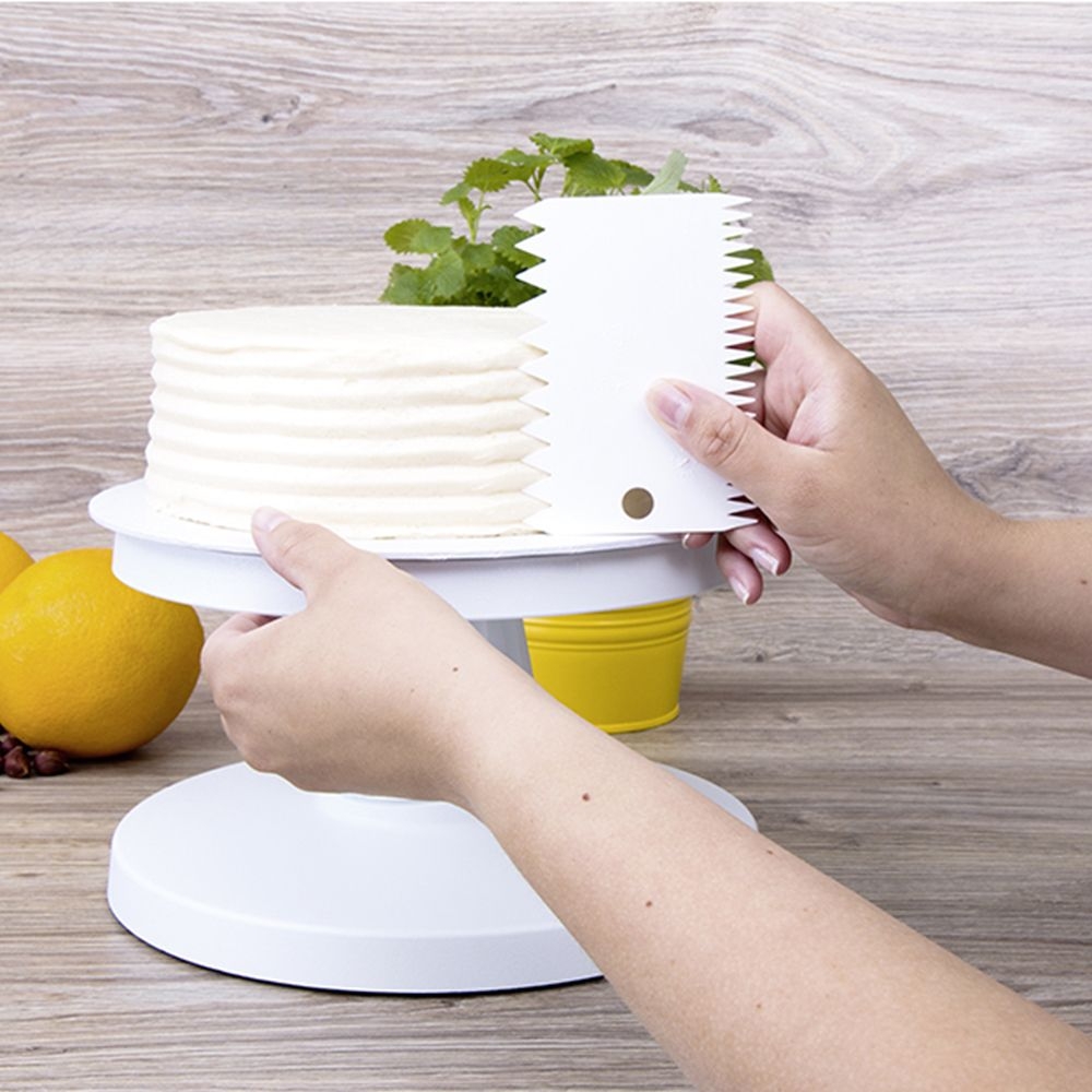 Städter - Dough scraper - 11–12,5 cm - Set 3 pieces Städter - Dough scraper - 11–12,5 cm - Set 3 pieces