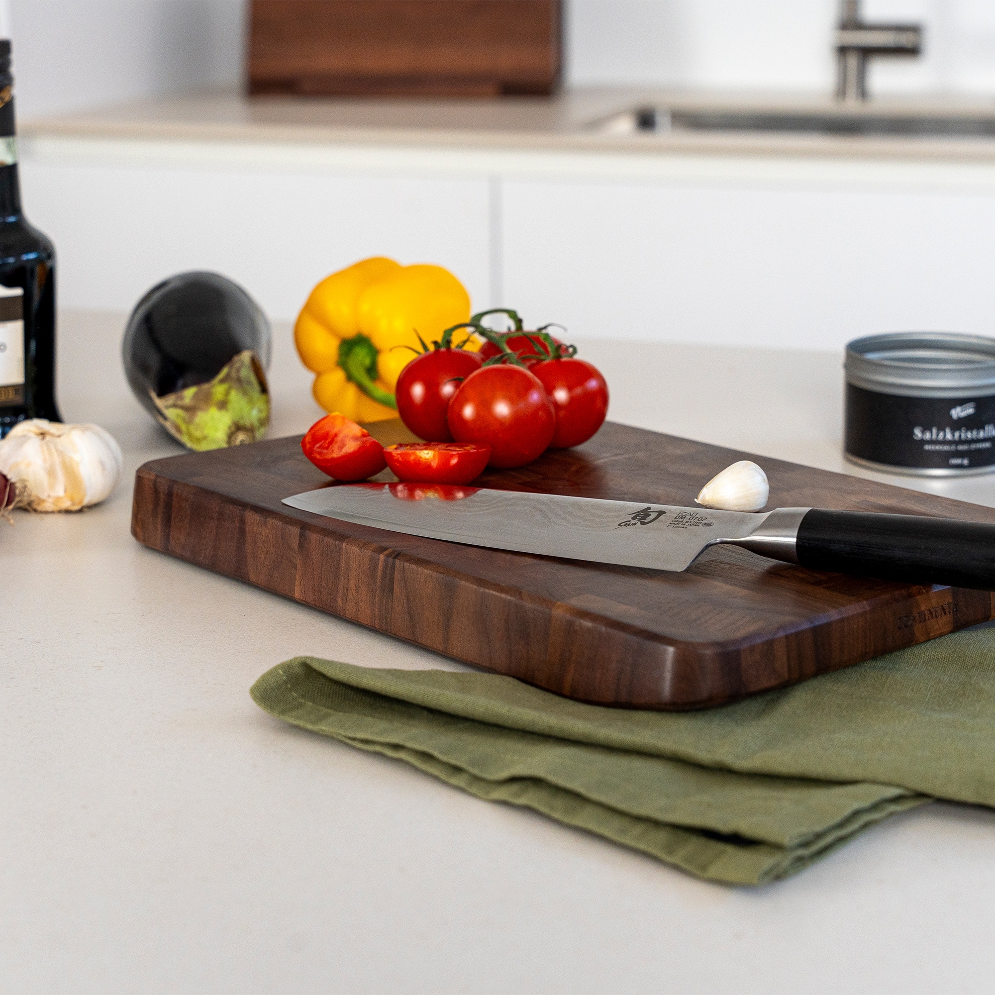 Continenta - Chopping board walnut end grain 38 x 25 x 3cm