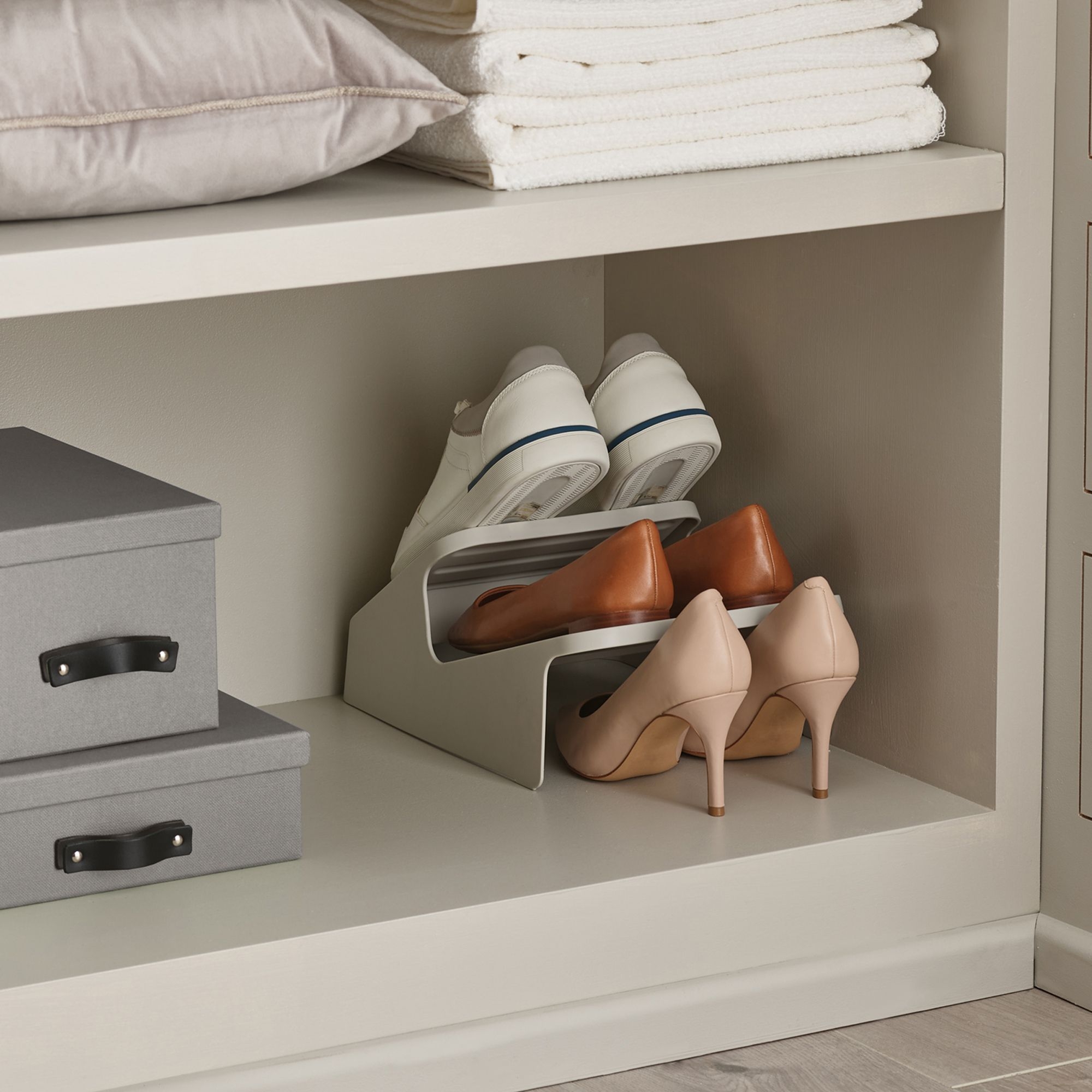 Joseph Joseph - Shoe-In™ Platzsparendes Schuhregal