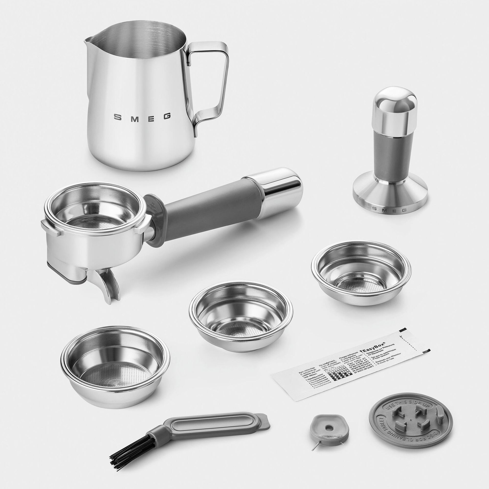 SMEG espresso machine with grinder 50's style - black SMEG espresso machine with grinder 50's style - black