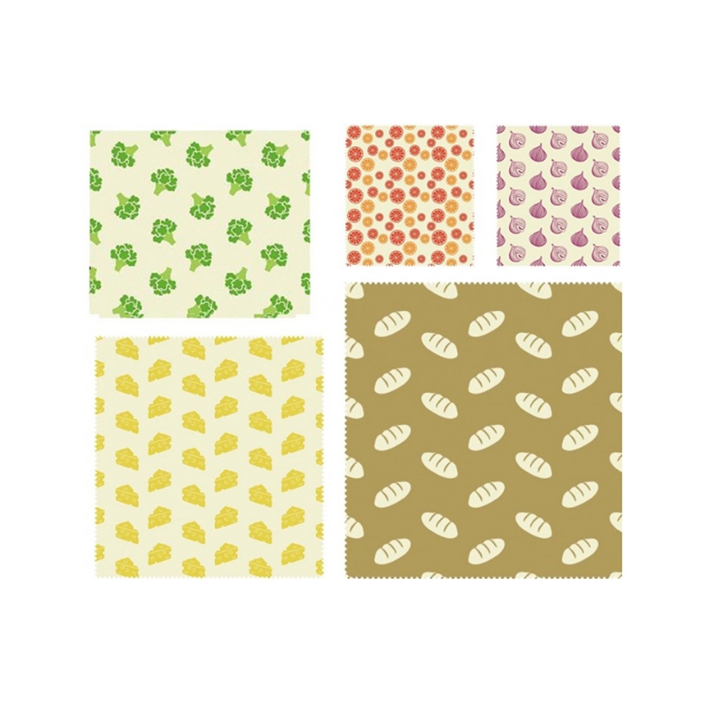 Nuts - Beeswax - different decors - 5 pieces Nuts - Beeswax - different decors - 5 pieces