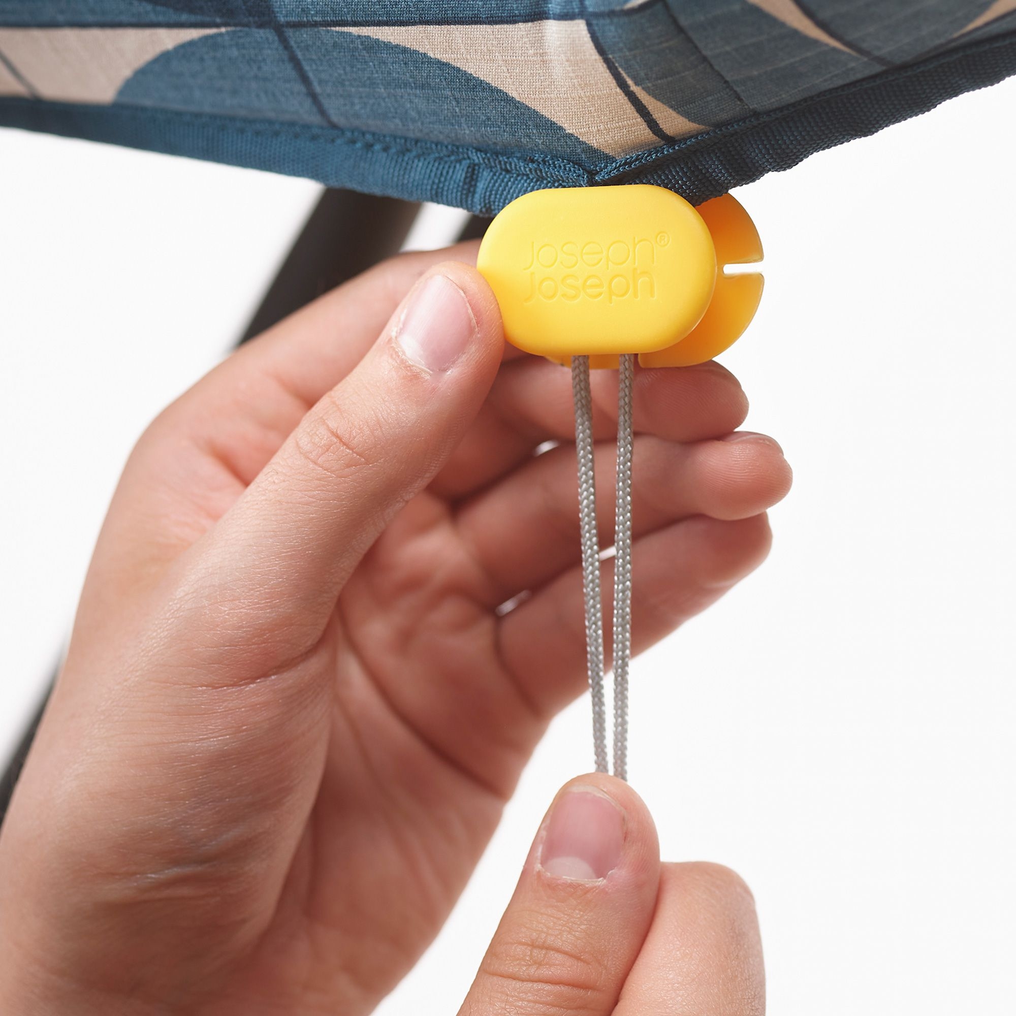 Joseph Joseph - Flexa™ Easy-fit Bügeltischbezug Grey - 124 cm Joseph Joseph - Flexa™ Easy-fit Bügeltischbezug Grey - 124 cm