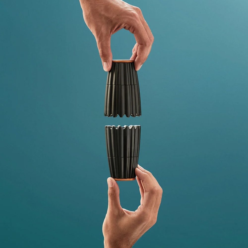 AdHoc MagTwo magnetische Salz- und Pfefferdoppelmühle schwar