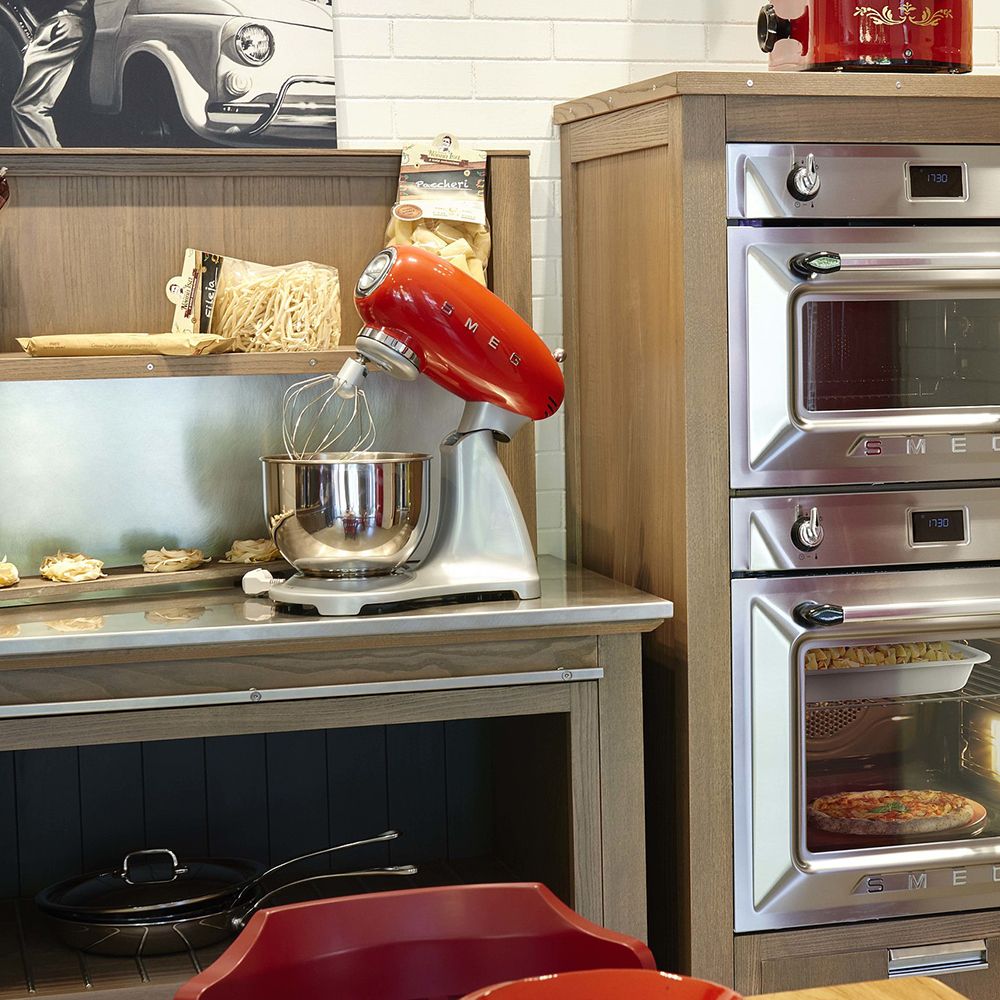 Smeg - Küchenmaschine SMF02 - Rot Smeg - Küchenmaschine SMF02 - Rot