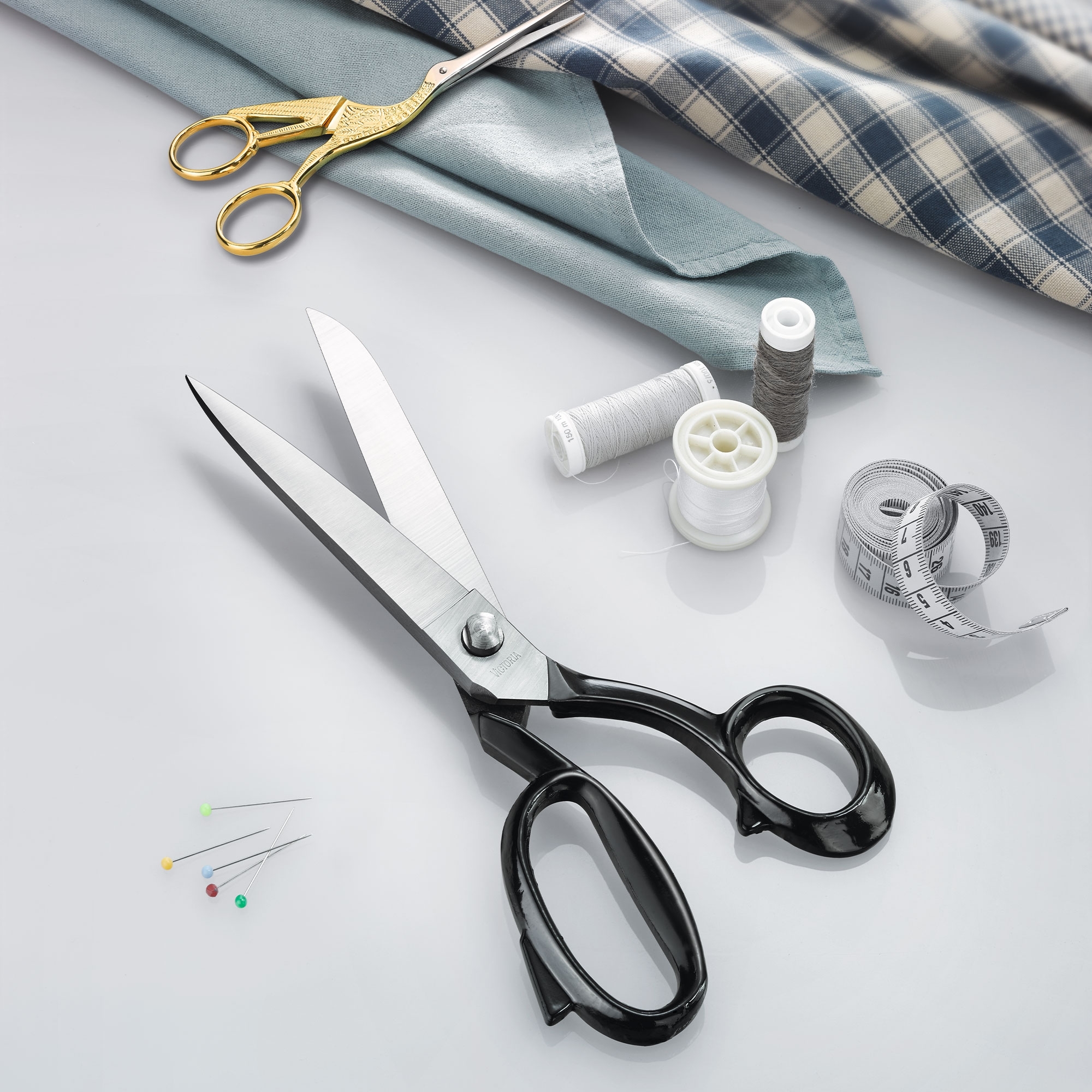 Victorinox - cutting scissors