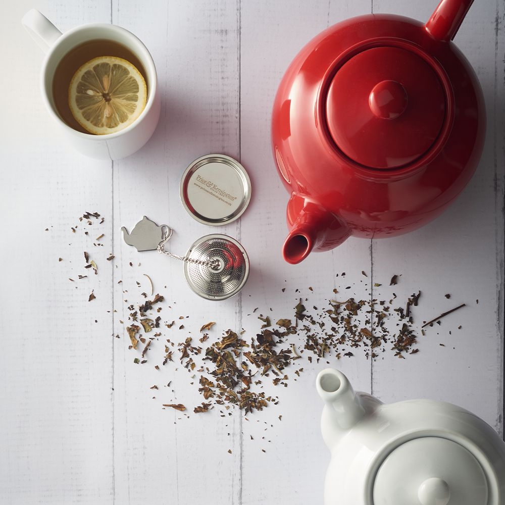 Price & Kensington - Teapot red
