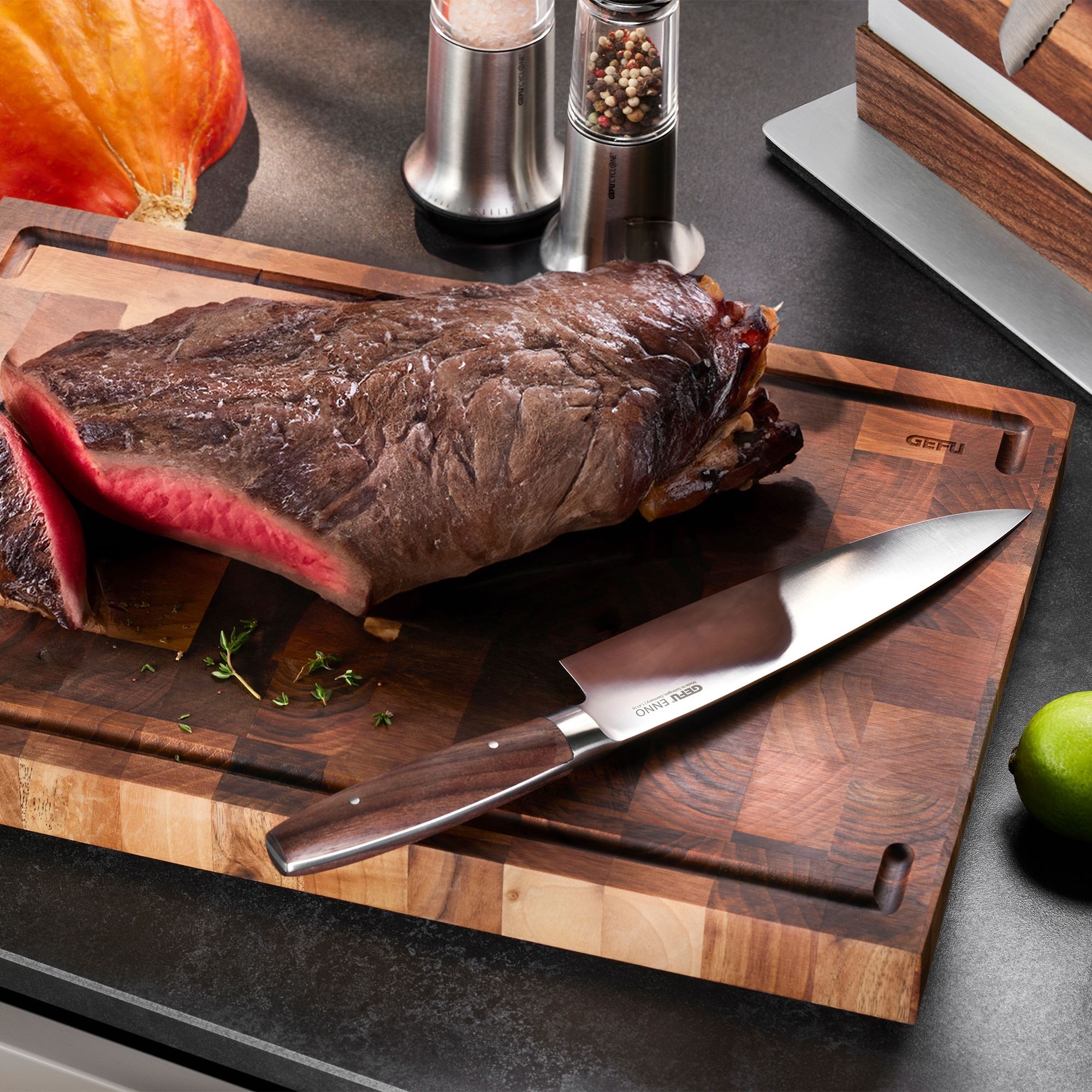 Gefu - ENNO chopping block, walnut wood