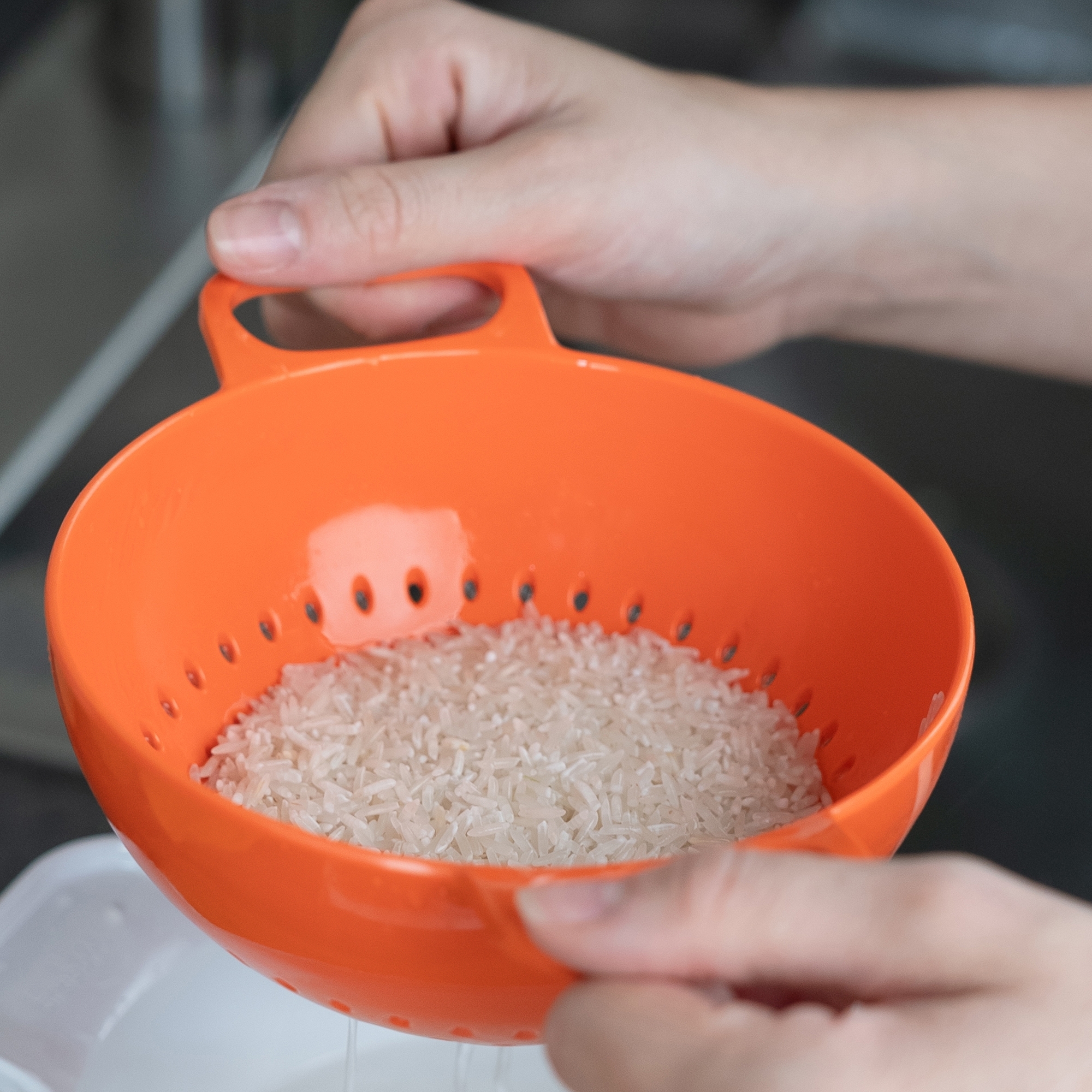 Trebonn - Kitchen sieve HELM S, 15 x 20 x 7 cm, coral