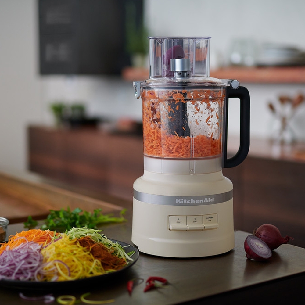 KitchenAid - 3.1 L Food Processor - Creme KitchenAid - 3.1 L Food Processor - Creme