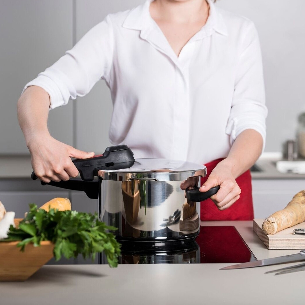 Kelomat - Pressure cooker Super INDUCTION Kelomat - Pressure cooker Super INDUCTION