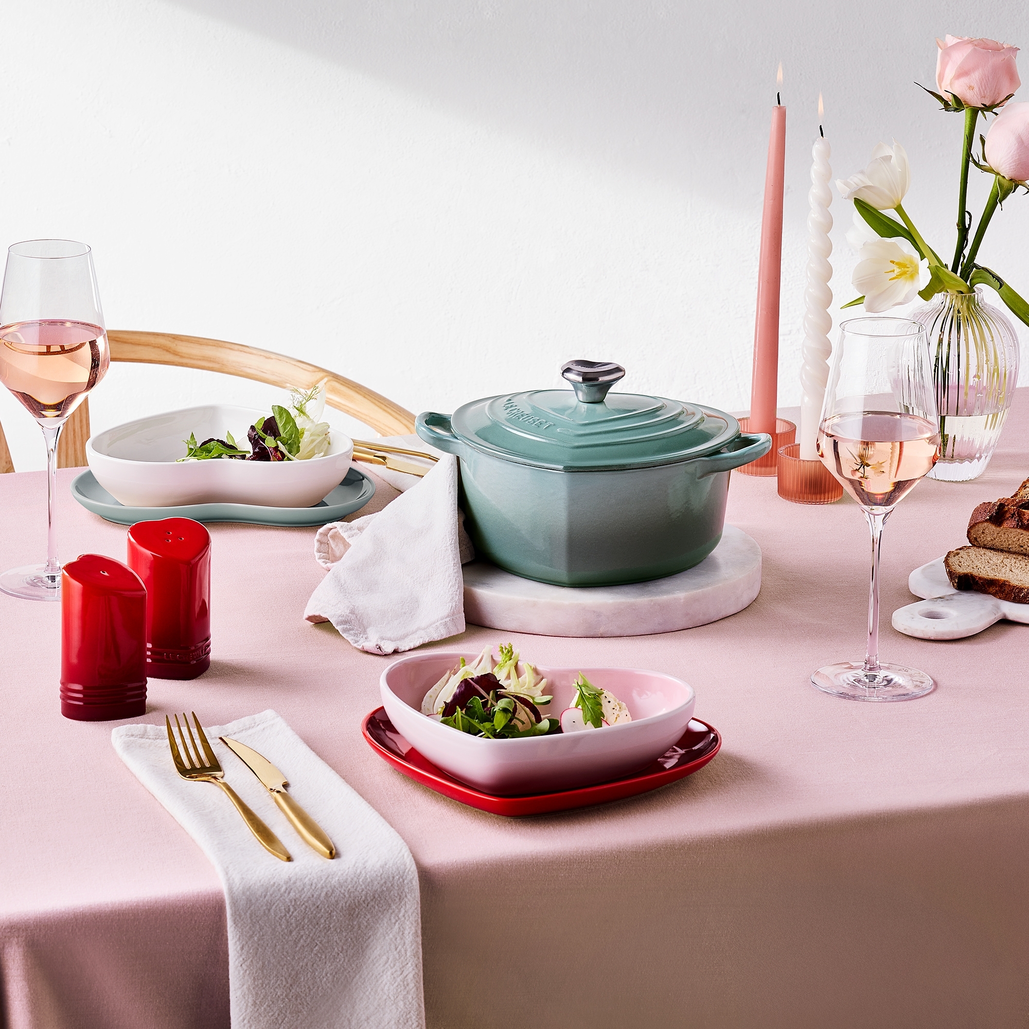Le Creuset - Heart Casserole with Heart Shaped Knob - 1,9 L