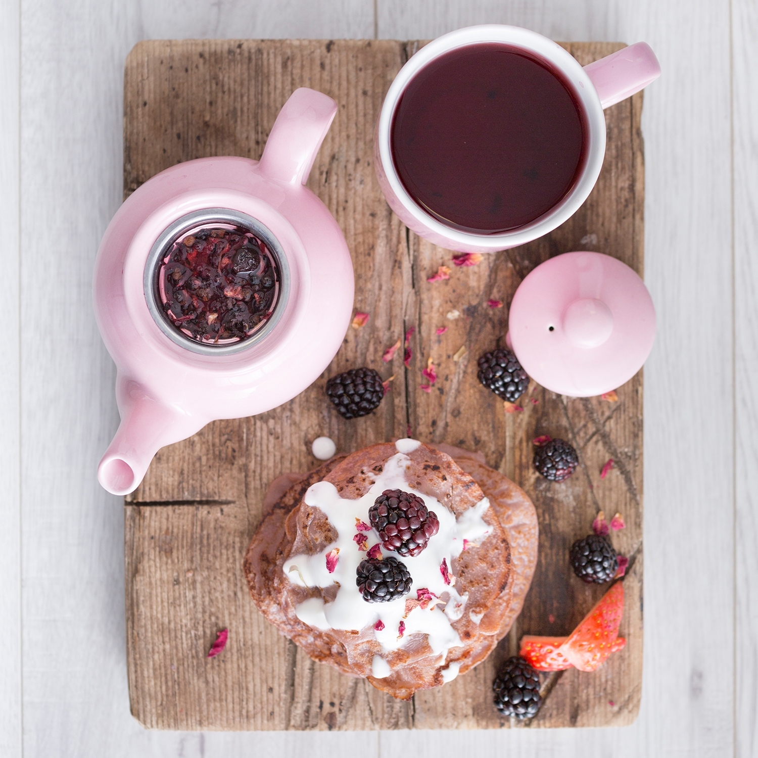 Price & Kensington - Teapot Pastel Pink