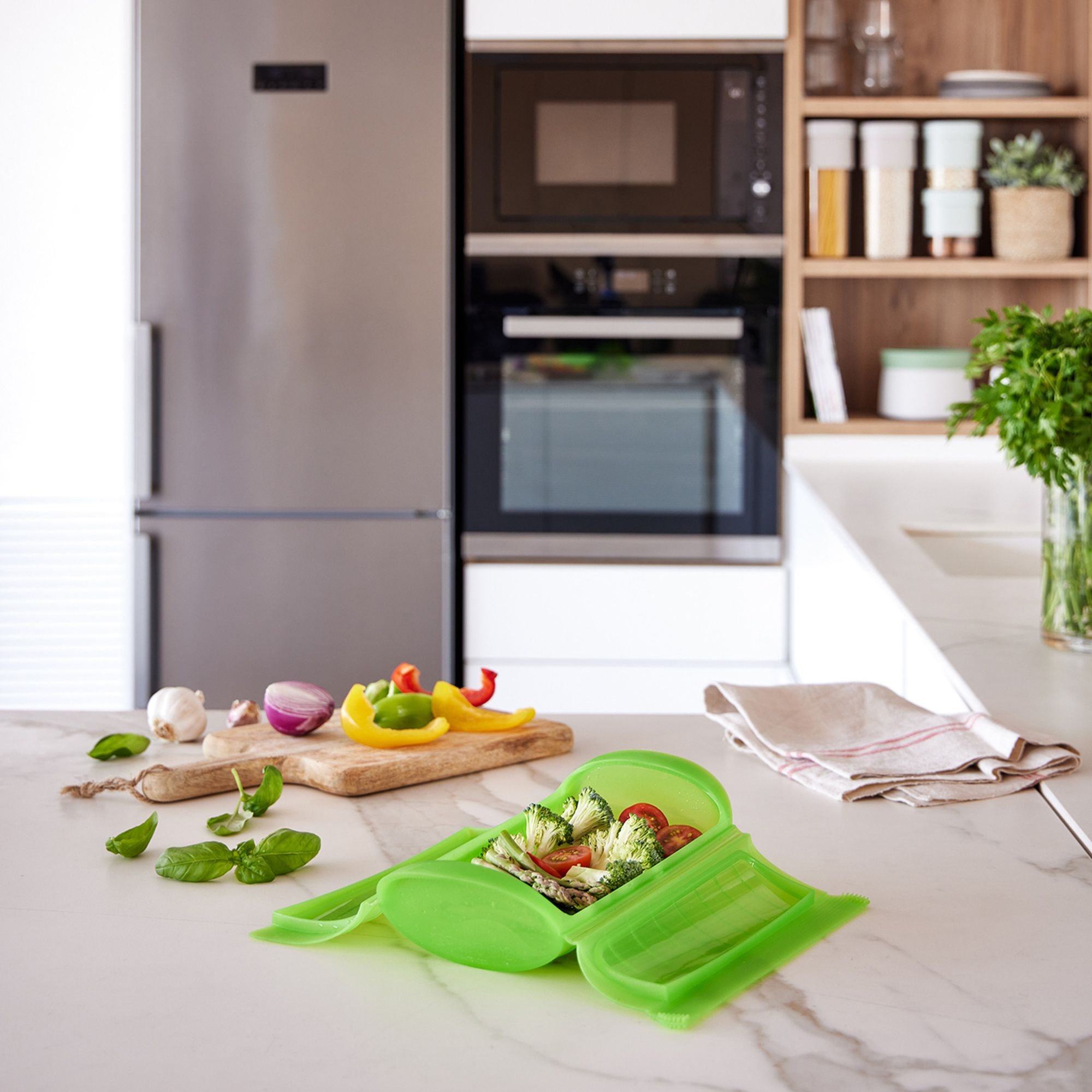 Lékué - MW steamer with shelf, 1-2 portions, green