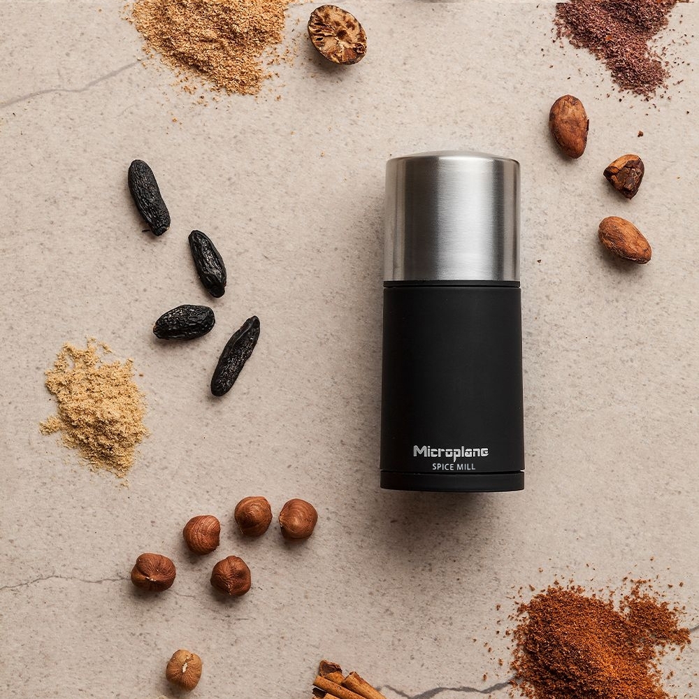 Microplane - Muskatmühle 2in1 - Edelstahl Microplane - Muskatmühle 2in1 - Edelstahl