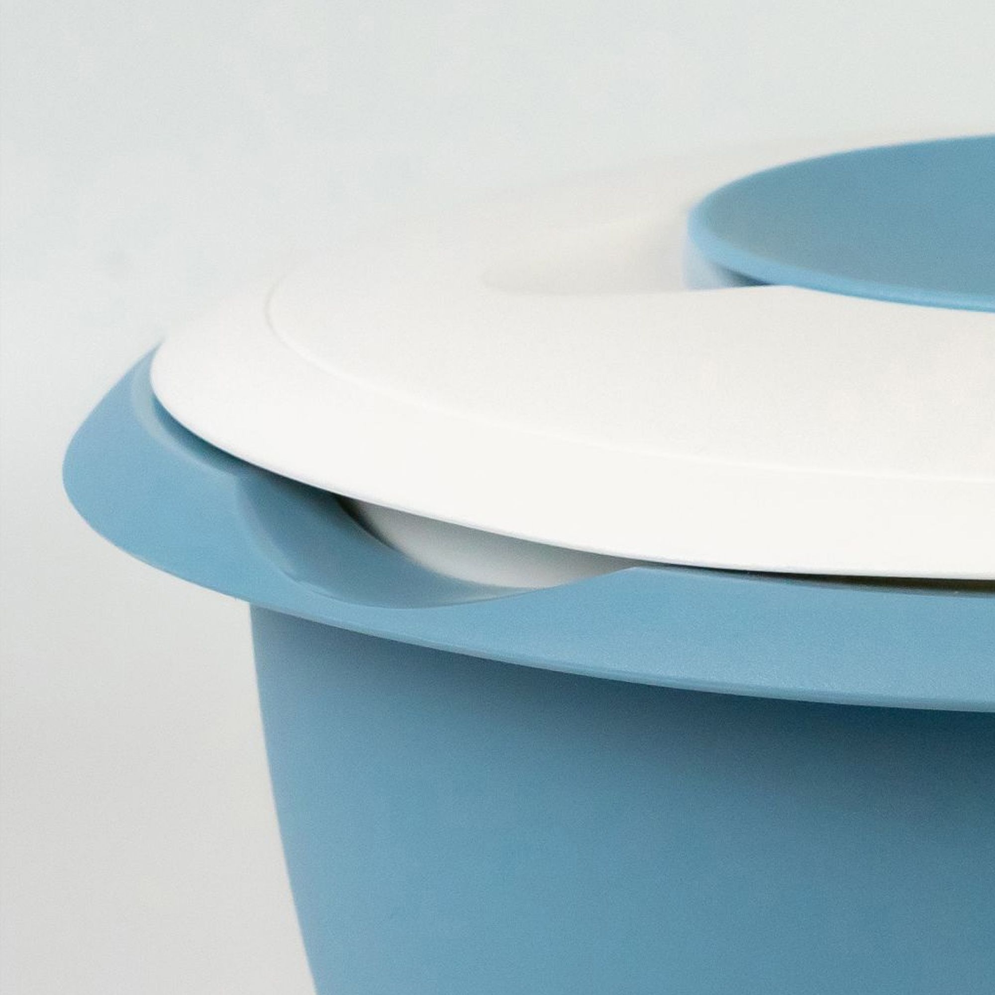 Westmark 2.5 l mixing bowl with split lid