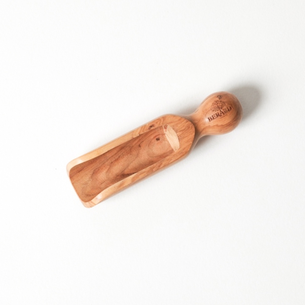 Berard salt scoop medium, olive wood, 15cm Berard salt scoop medium, olive wood, 15cm
