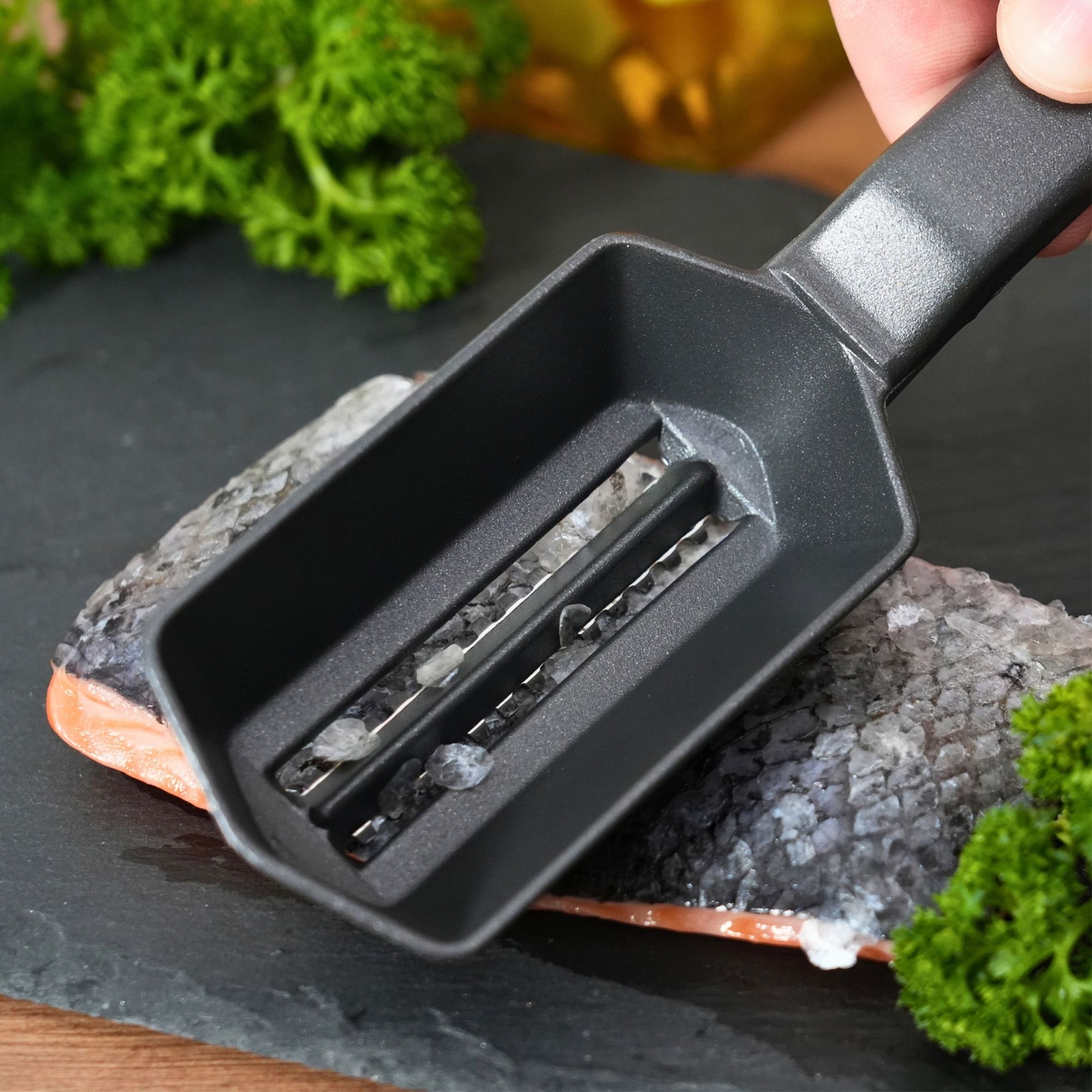 Westmark - Fish scaler »Scalex« Black Edition