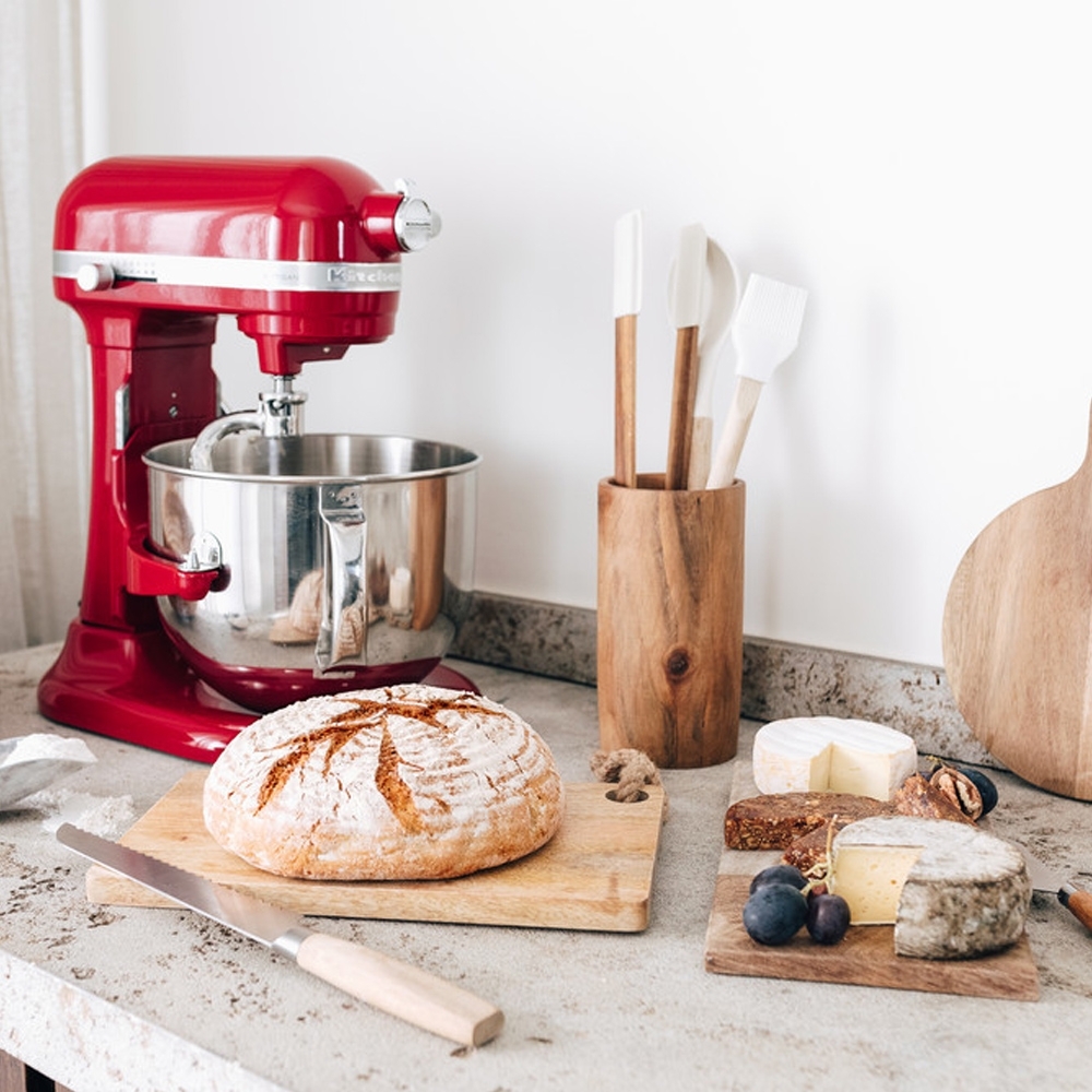KitchenAid - 6,9 L Artisan Stand Mixer - Empire Red KitchenAid - 6,9 L Artisan Stand Mixer - Empire Red