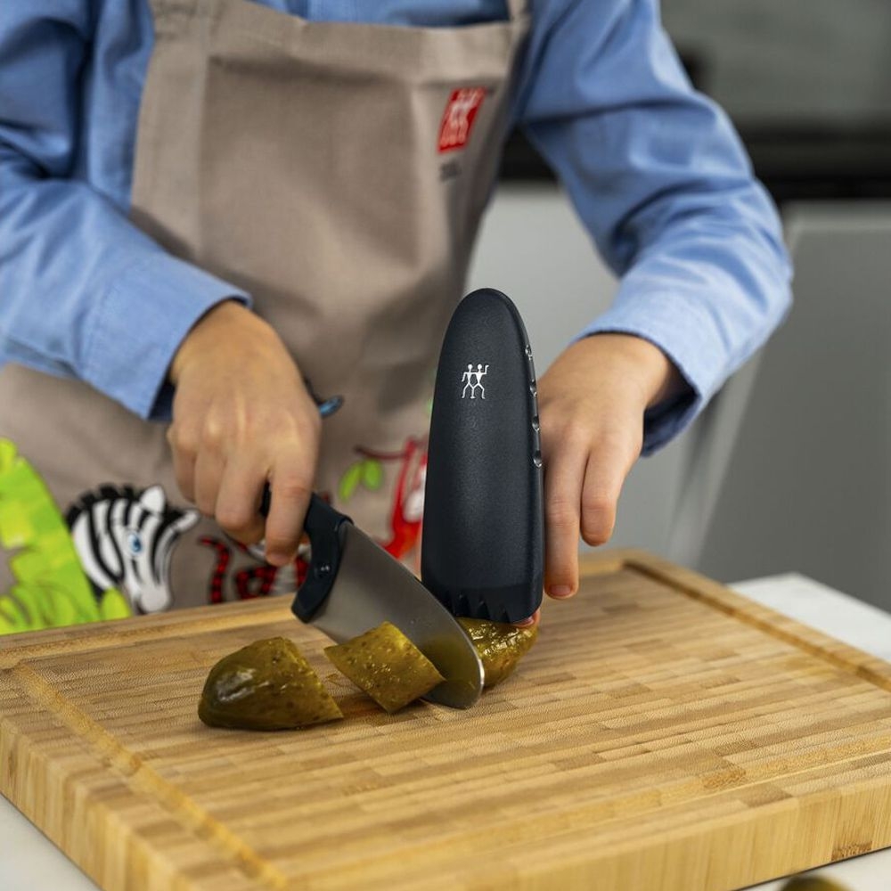 Zwilling - TWINNY - children's chef's knife 10 cm, black/blue Zwilling - TWINNY - children's chef's knife 10 cm, black/blue