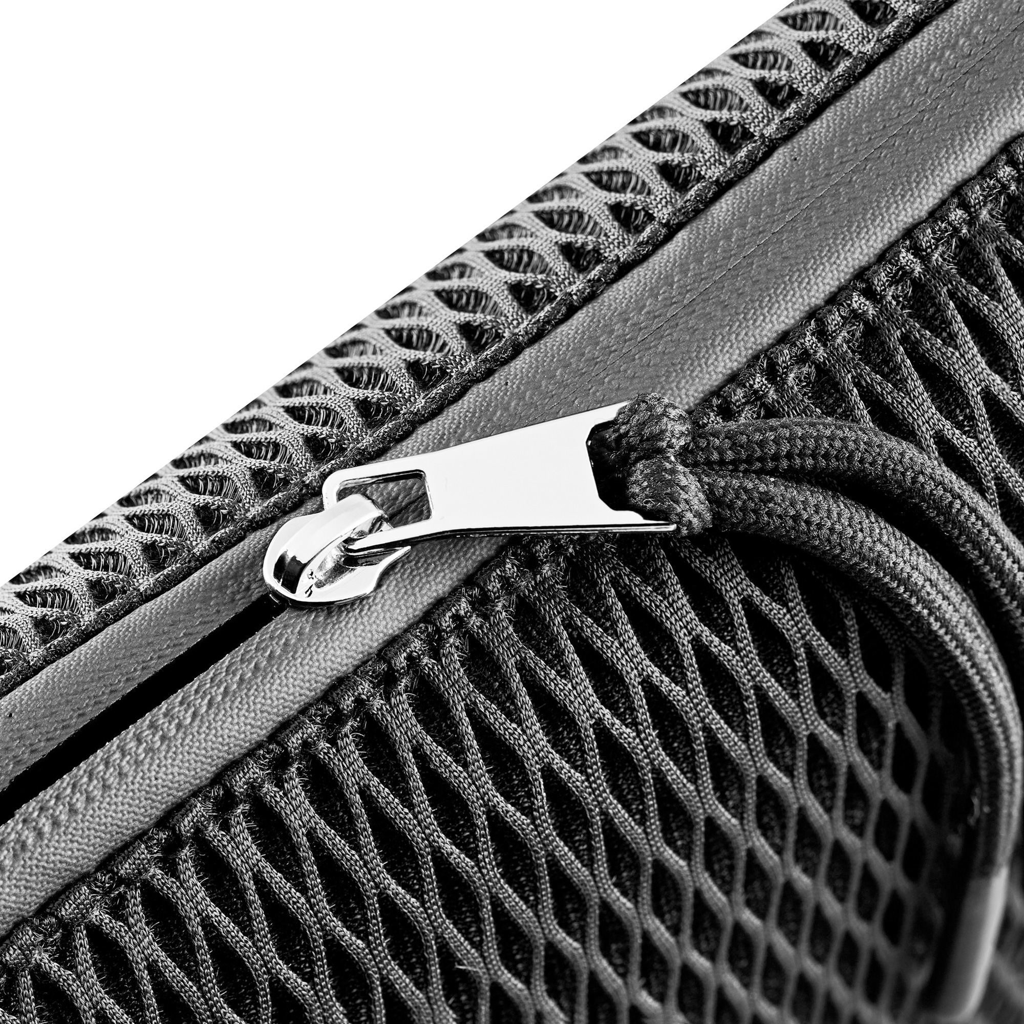 reisenthel - extralite case 1 - mesh black reisenthel - extralite case 1 - mesh black