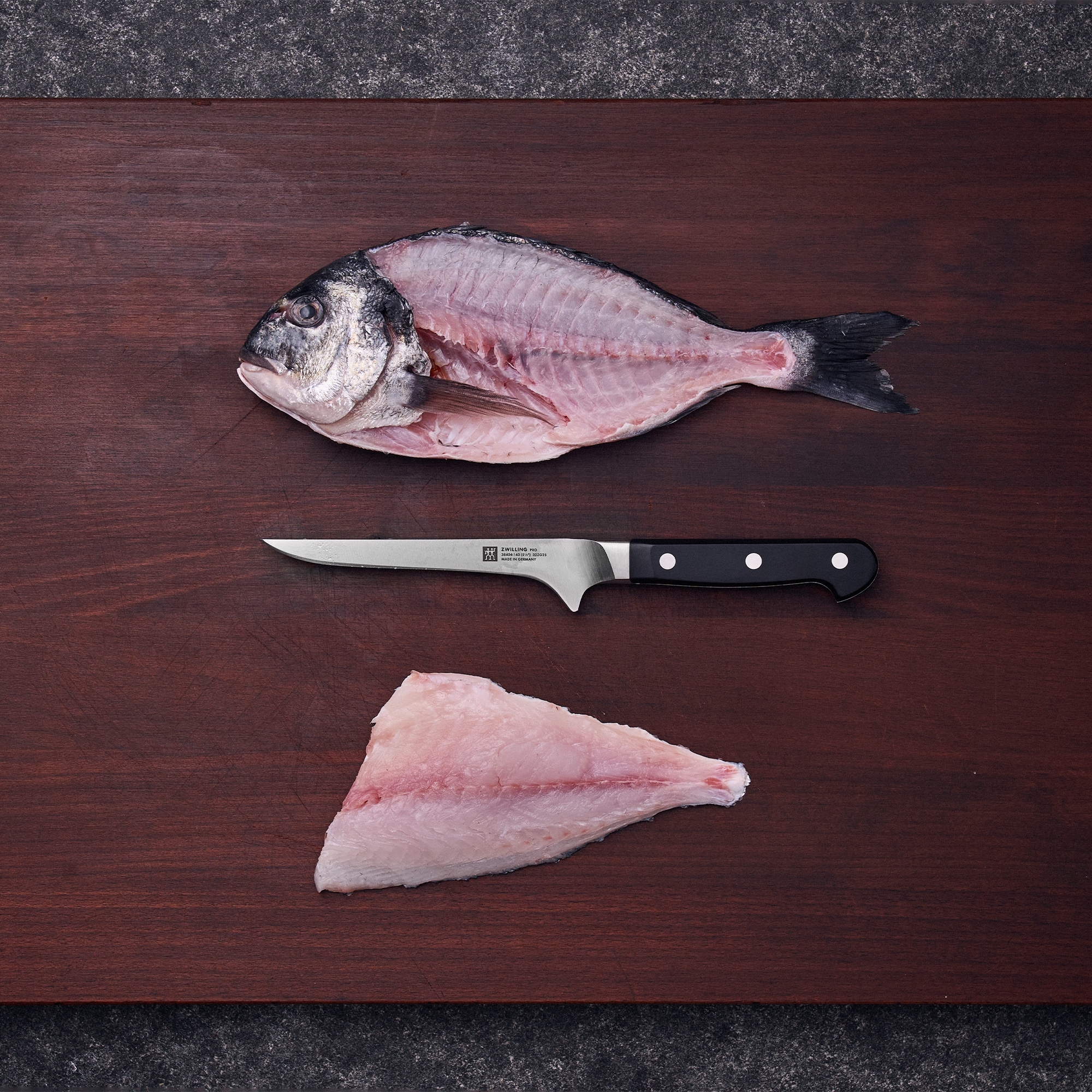 ZWILLING - Ausbeinmesser | Pro | 14 cm